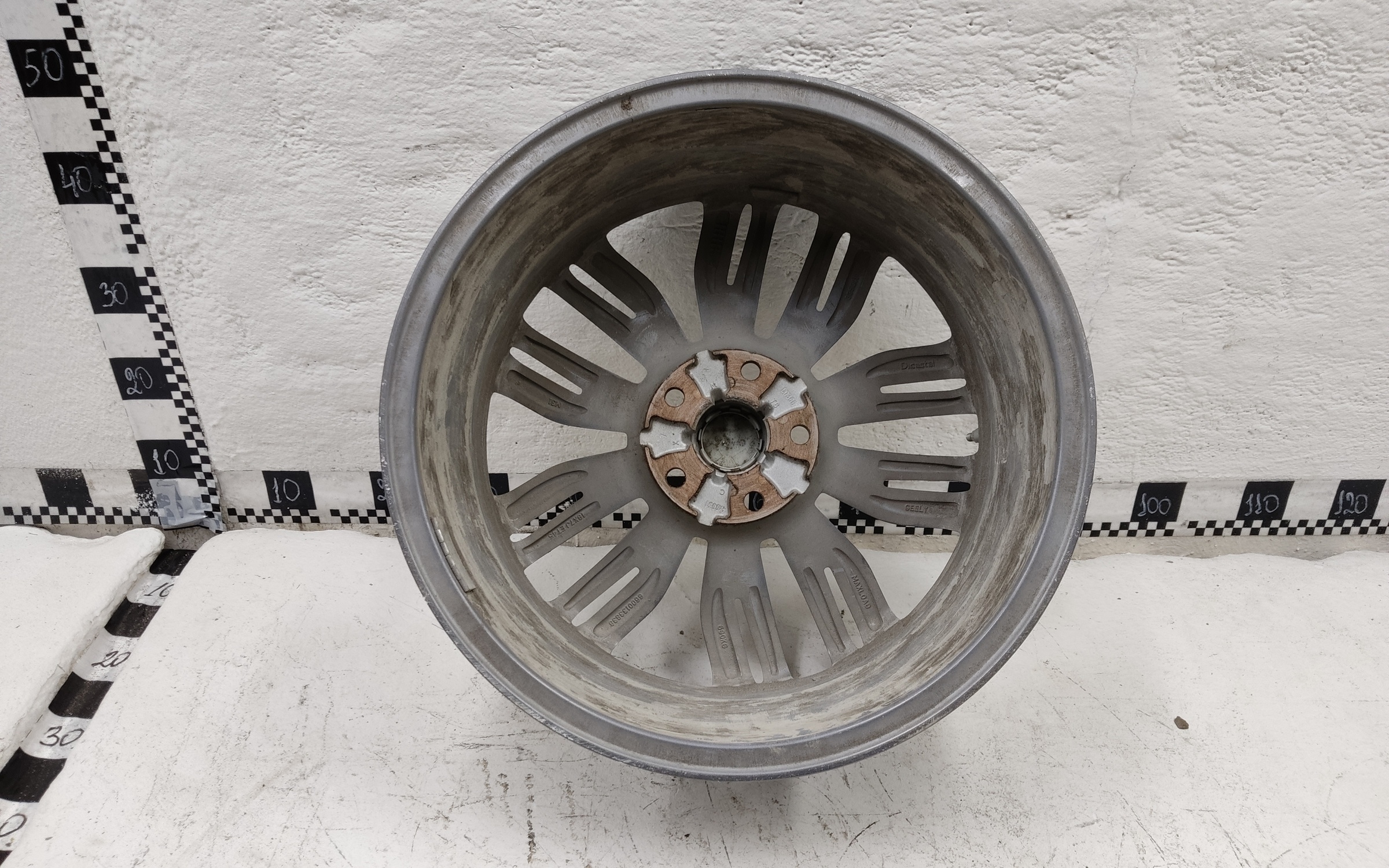 Диск колеса литой Geely Atlas Pro R18