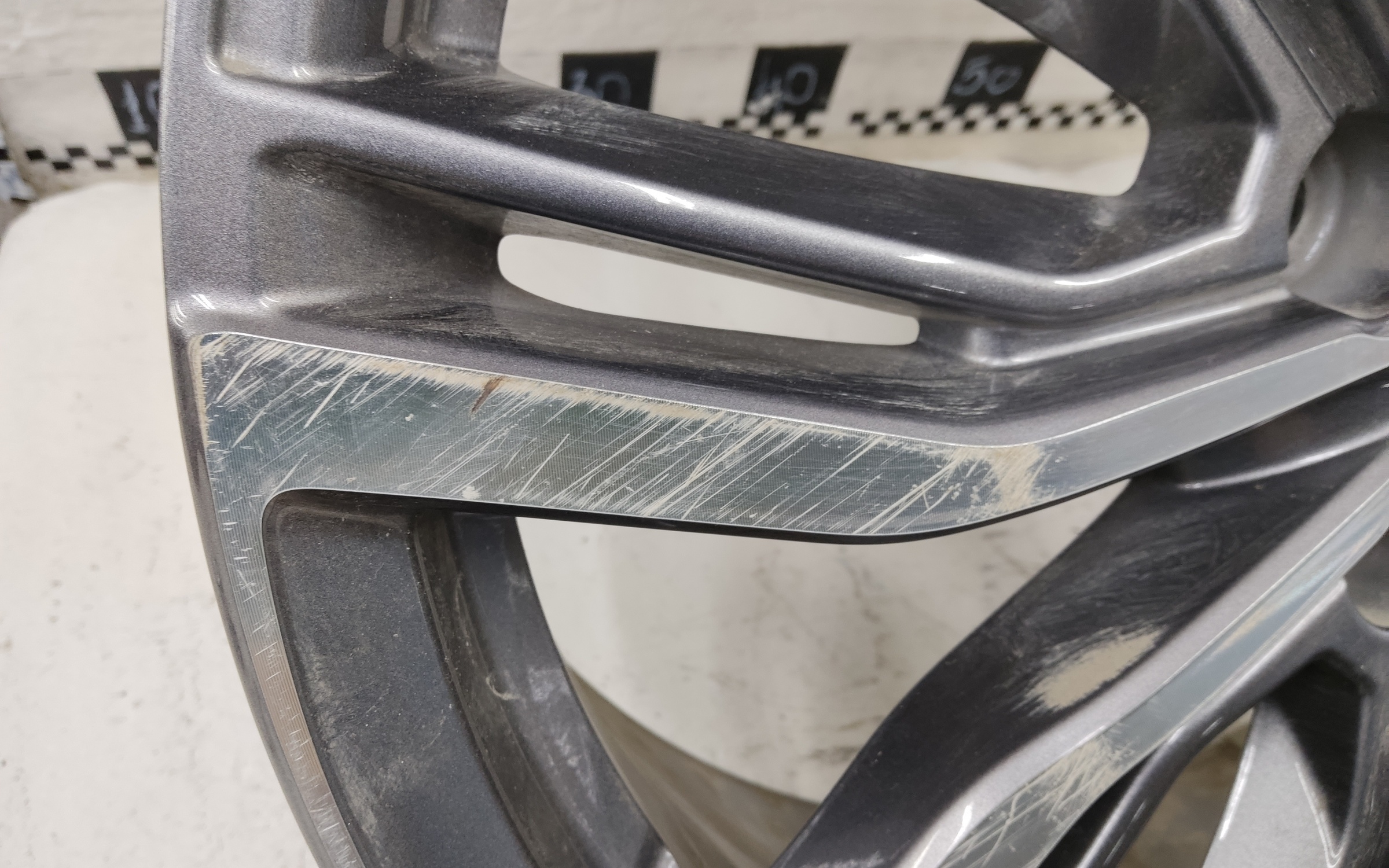 Диск колеса литой Geely Atlas Pro R18