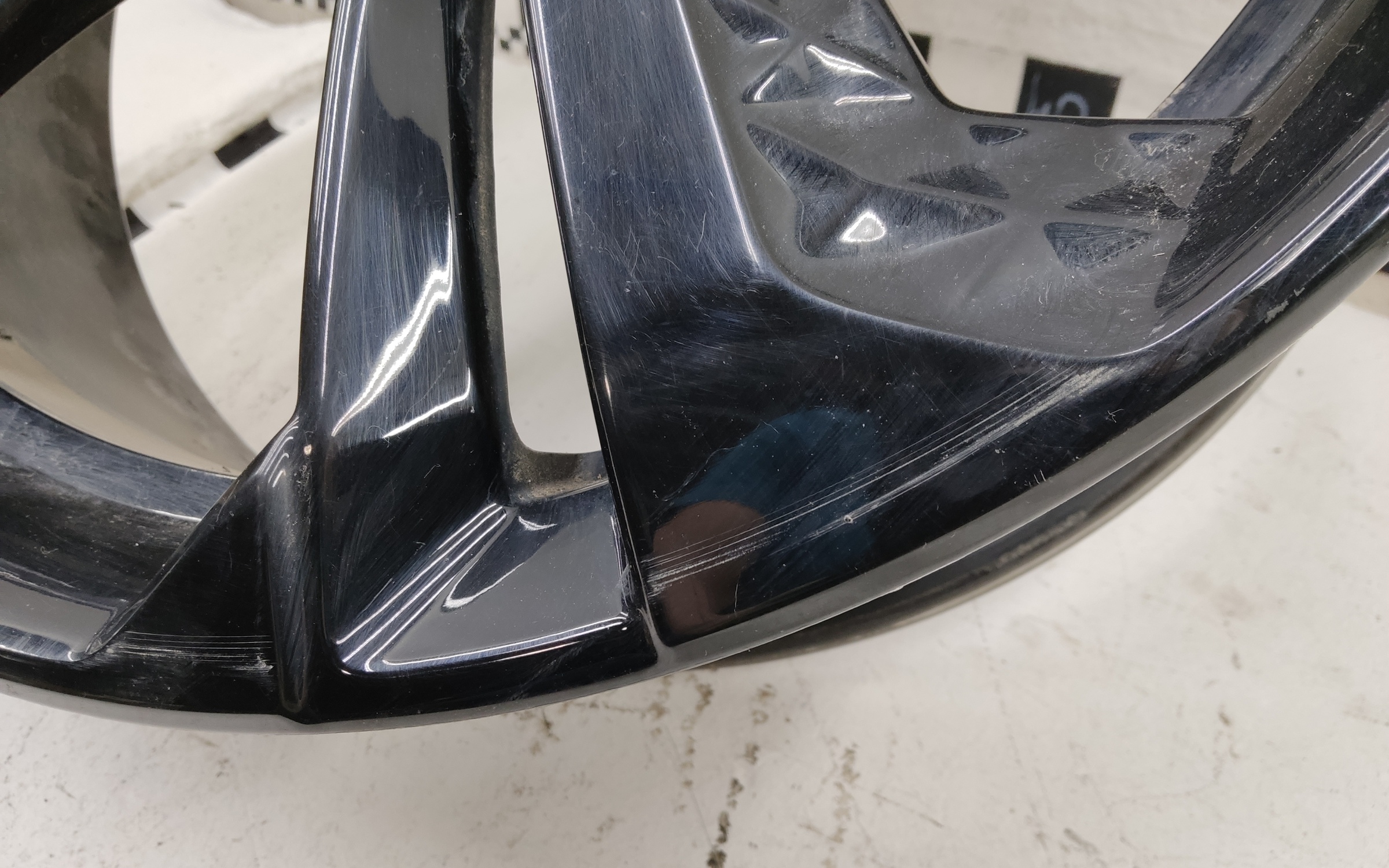 Диск колеса литой Geely Coolray Restail R18