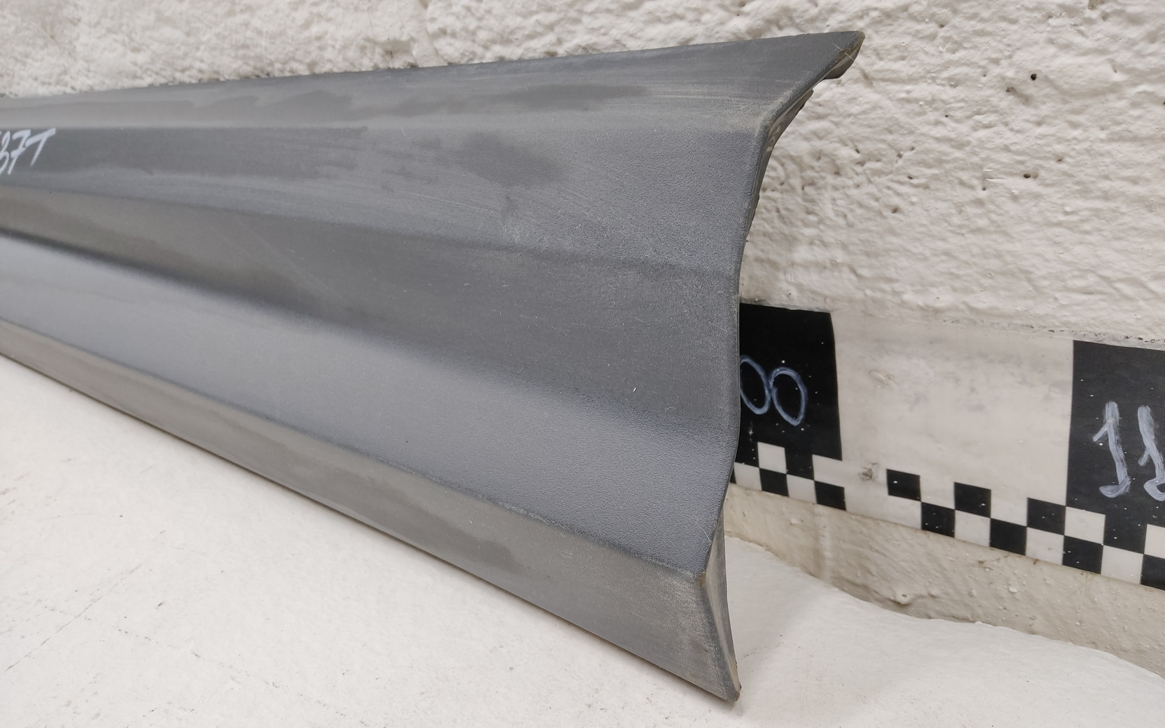 Накладка двери передней левой Geely Coolray Restail
