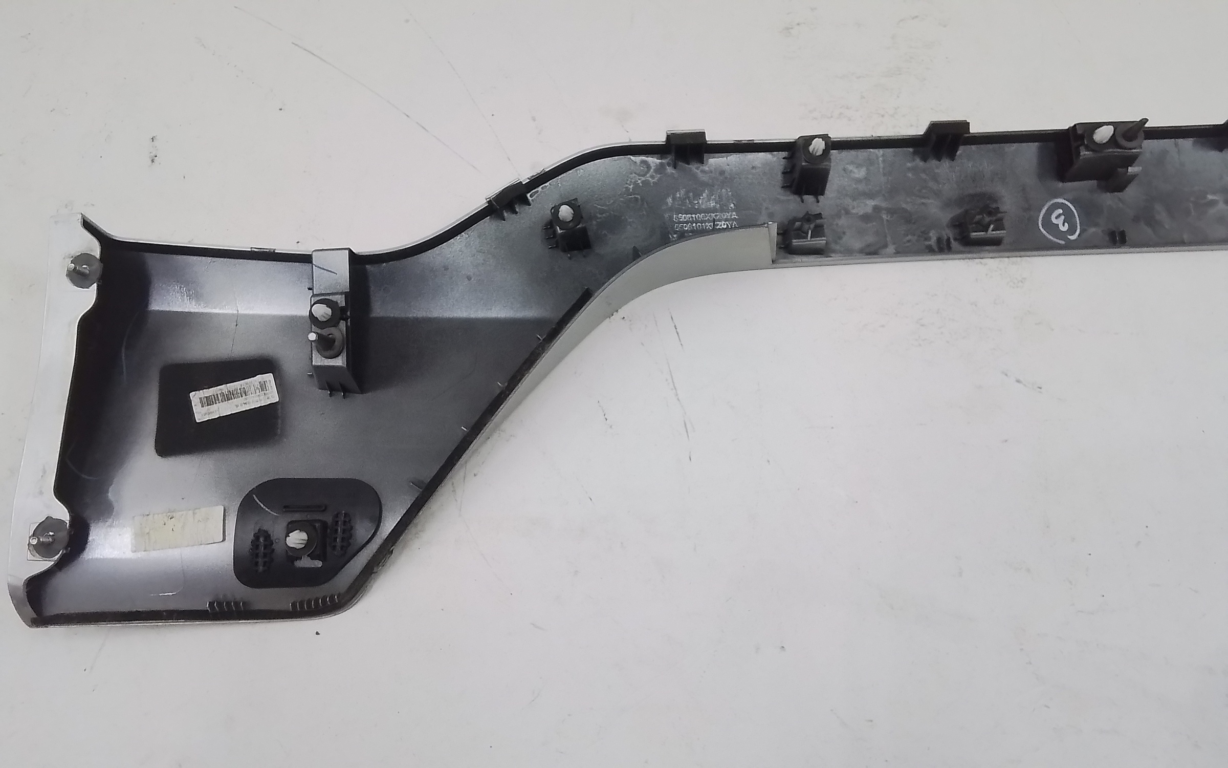 Накладка крышки багажника Haval M6 2