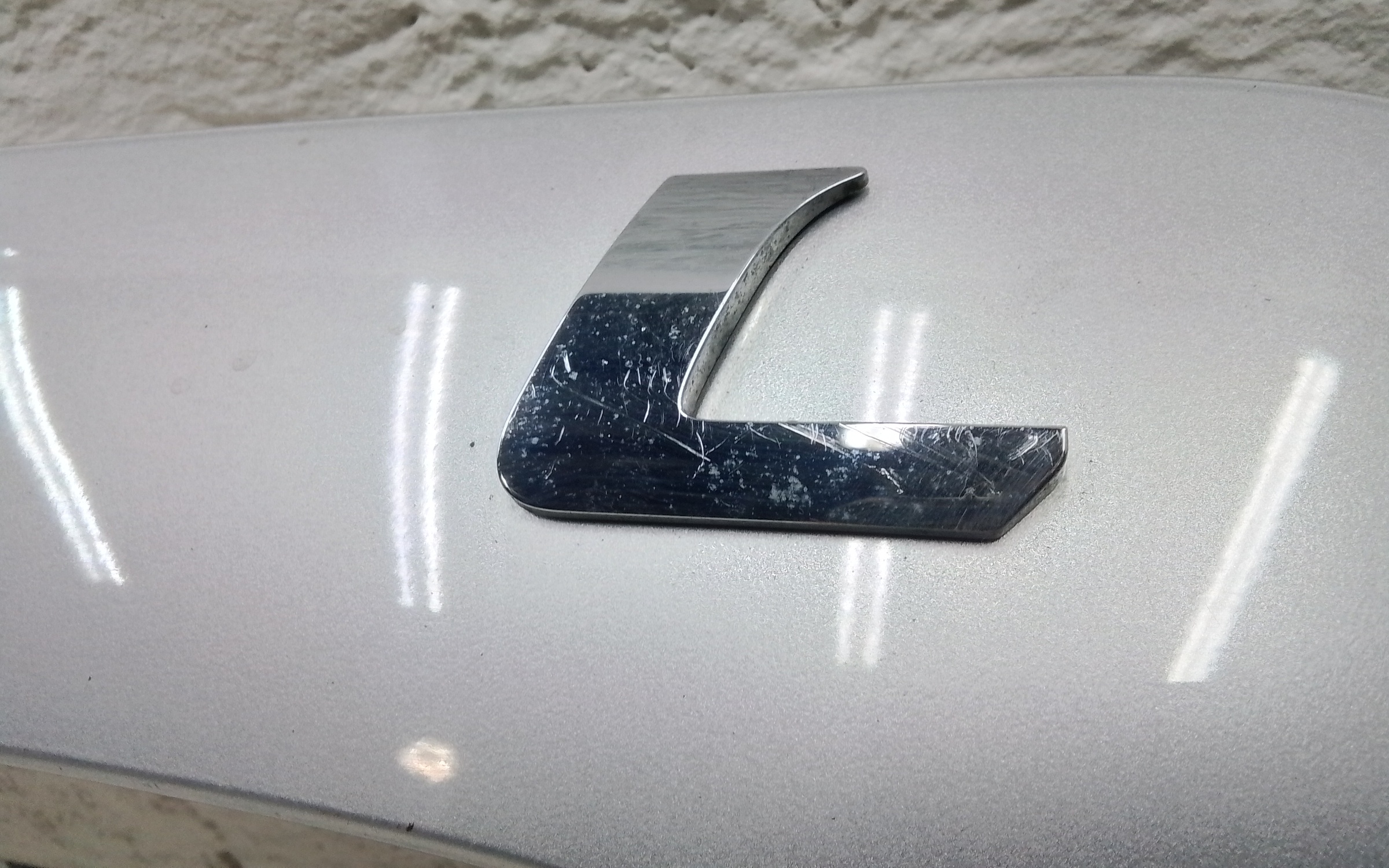 Накладка крышки багажника Haval M6 2
