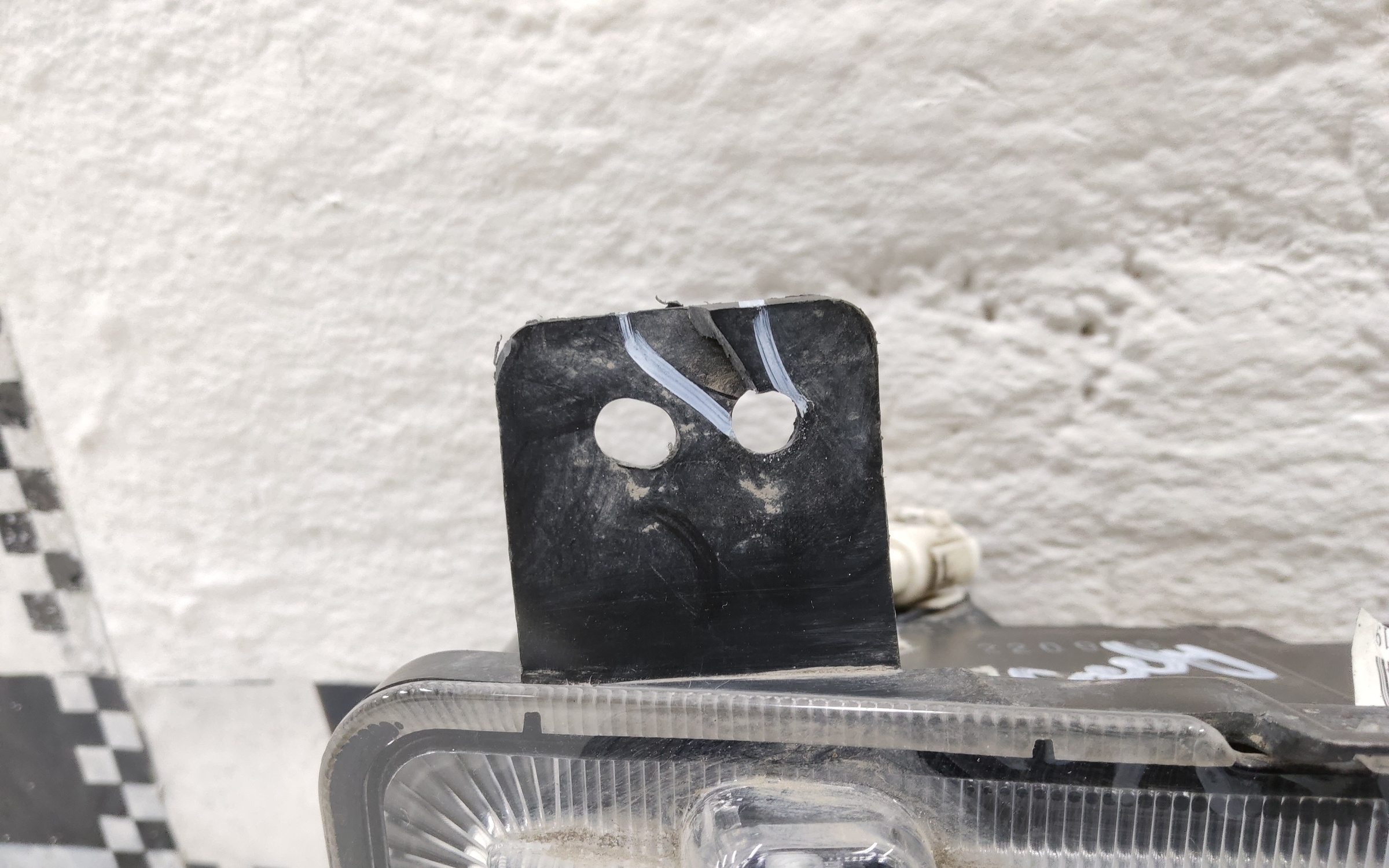 Фара ПТФ передняя правая Geely Coolray