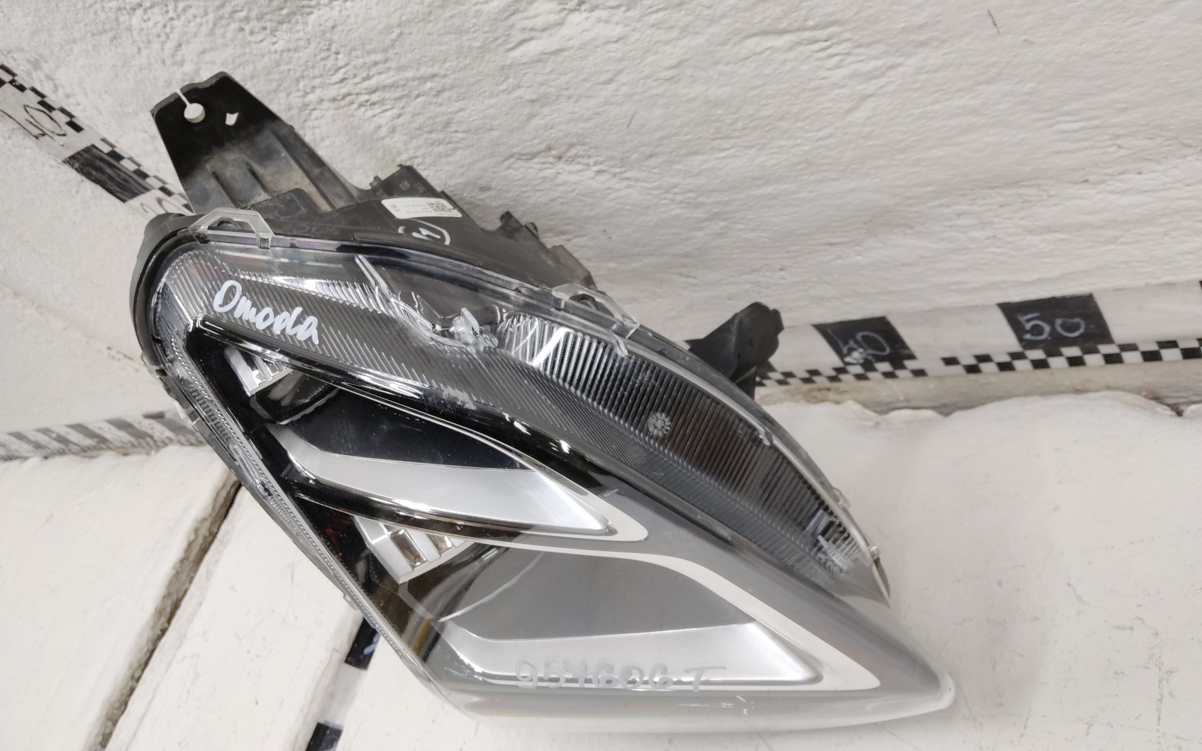 Фара передняя правая Omoda C5 LED