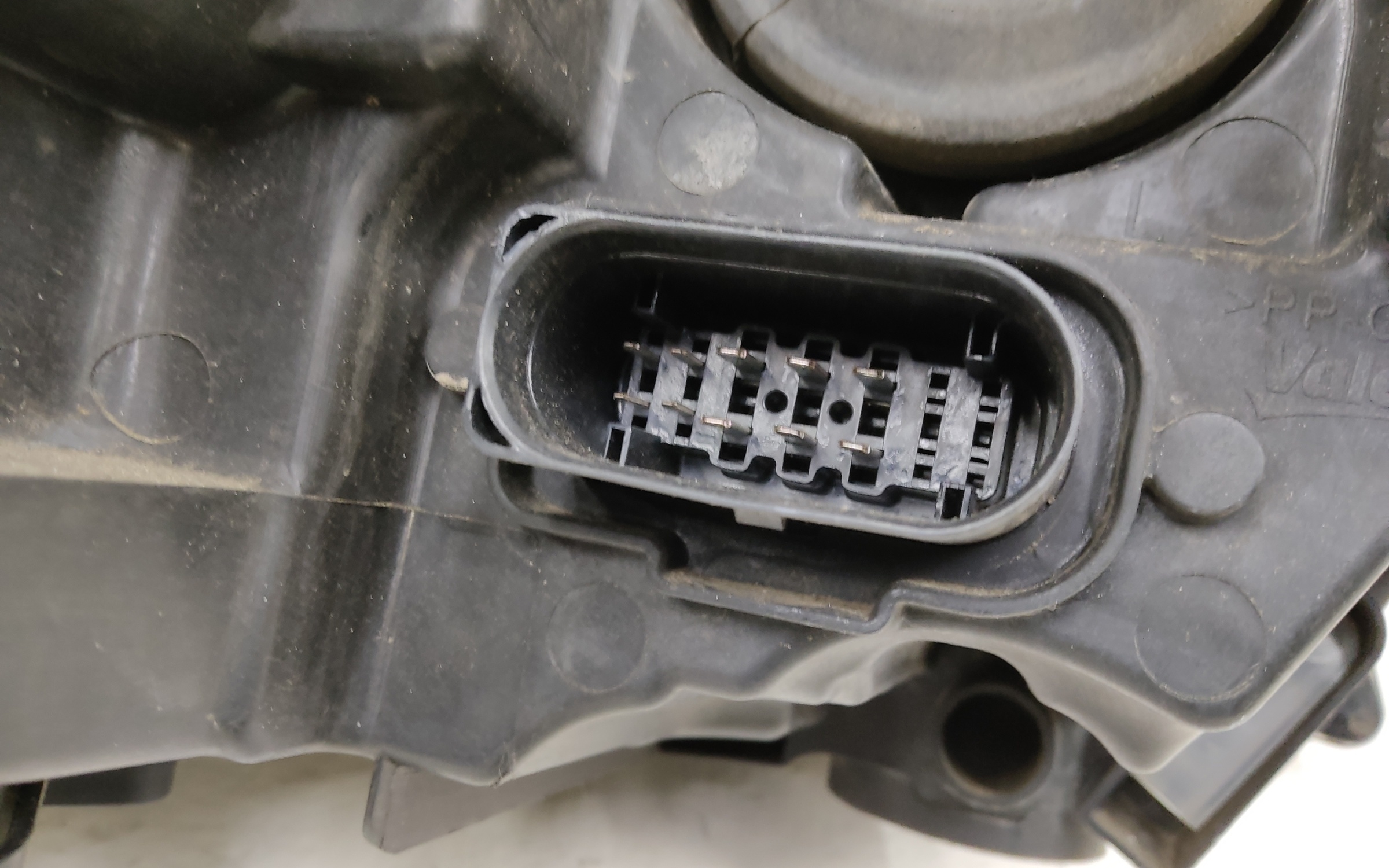 Фара передняя левая Skoda Rapid 2 LED