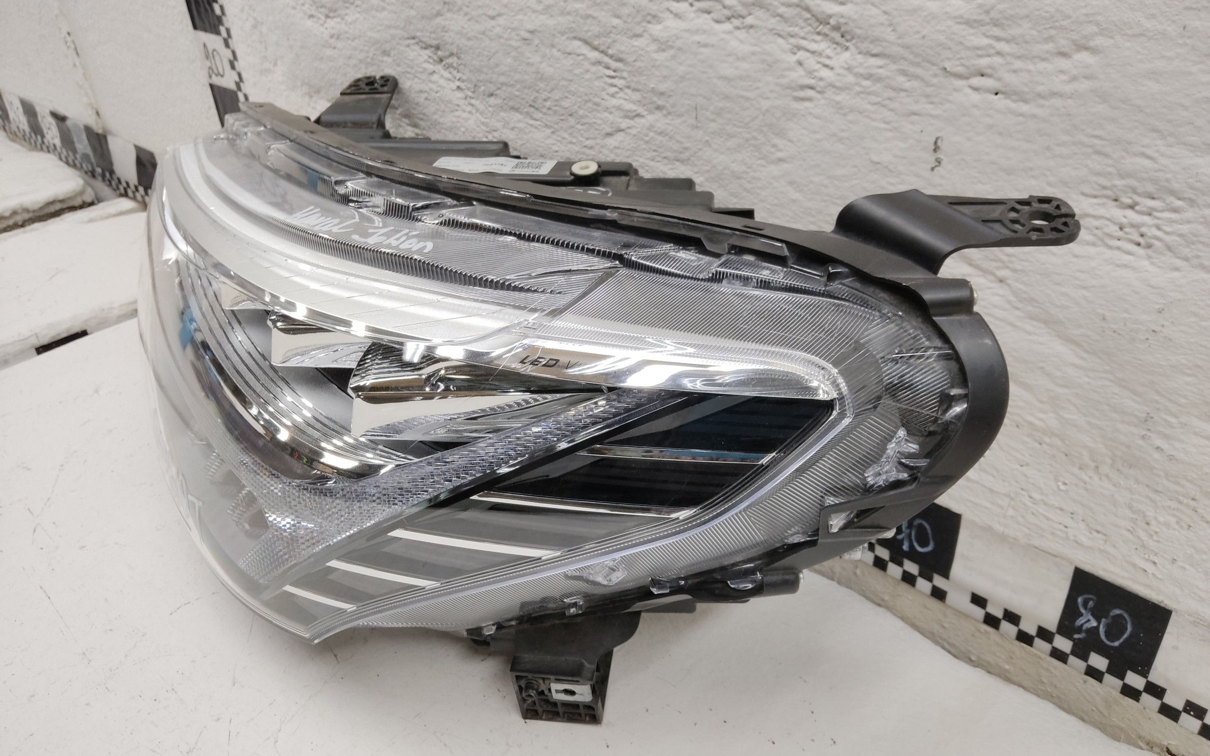 Фара передняя левая Haval Jolion LED