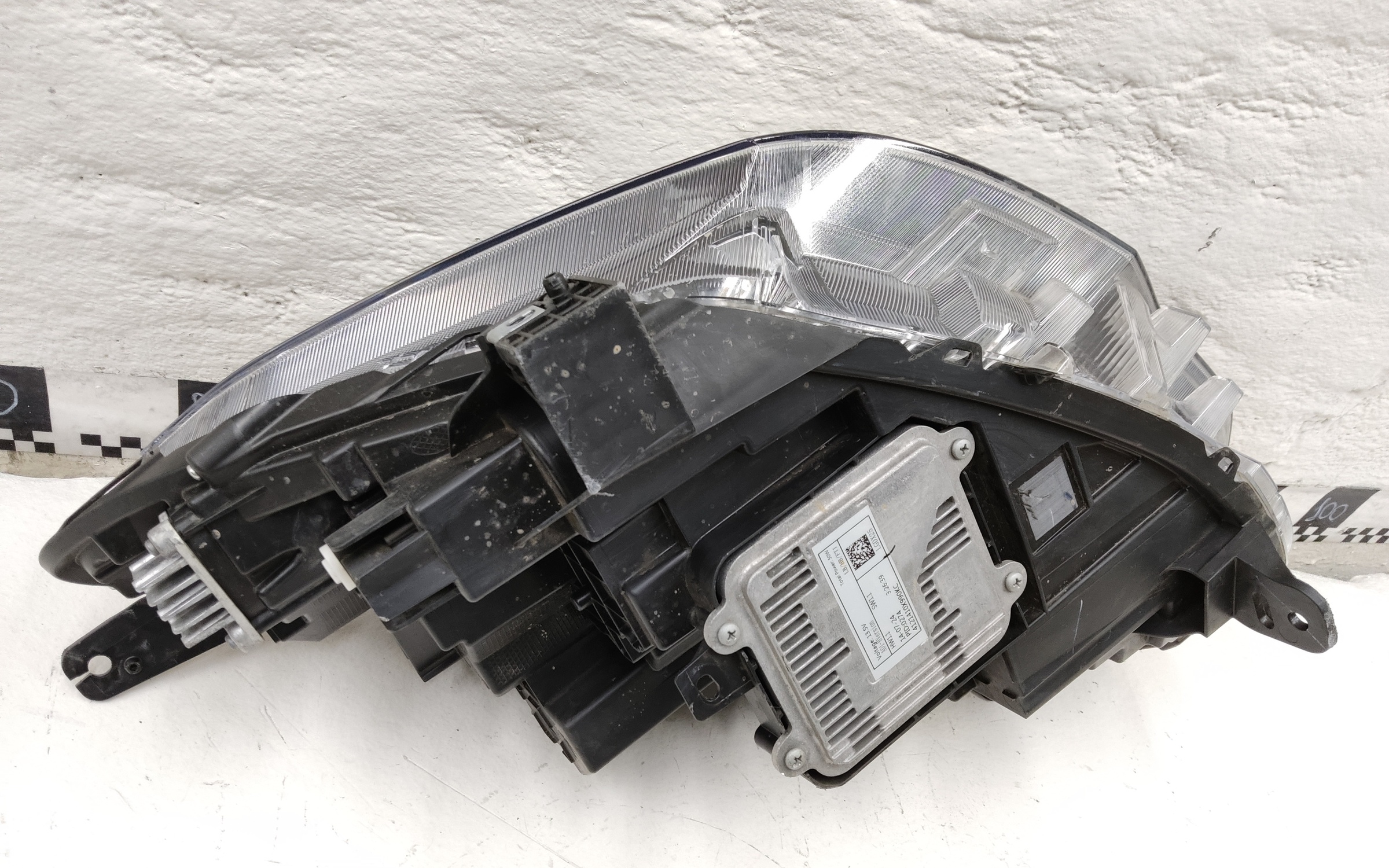 Фара передняя правая Haval Jolion LED