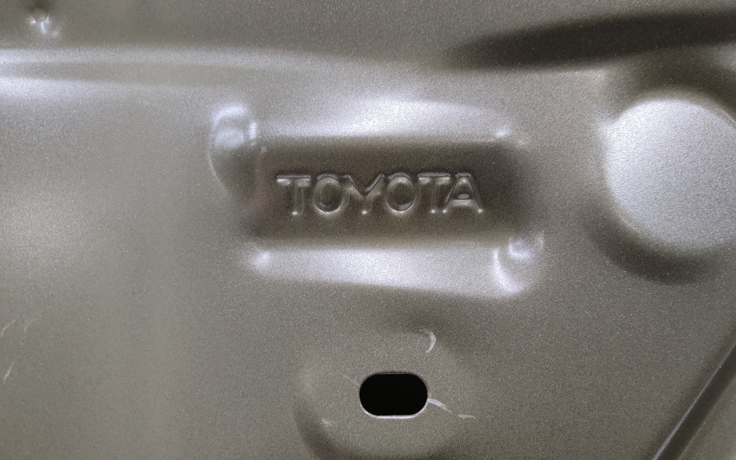 Крышка багажника Toyota RAV4 CA40 Restail