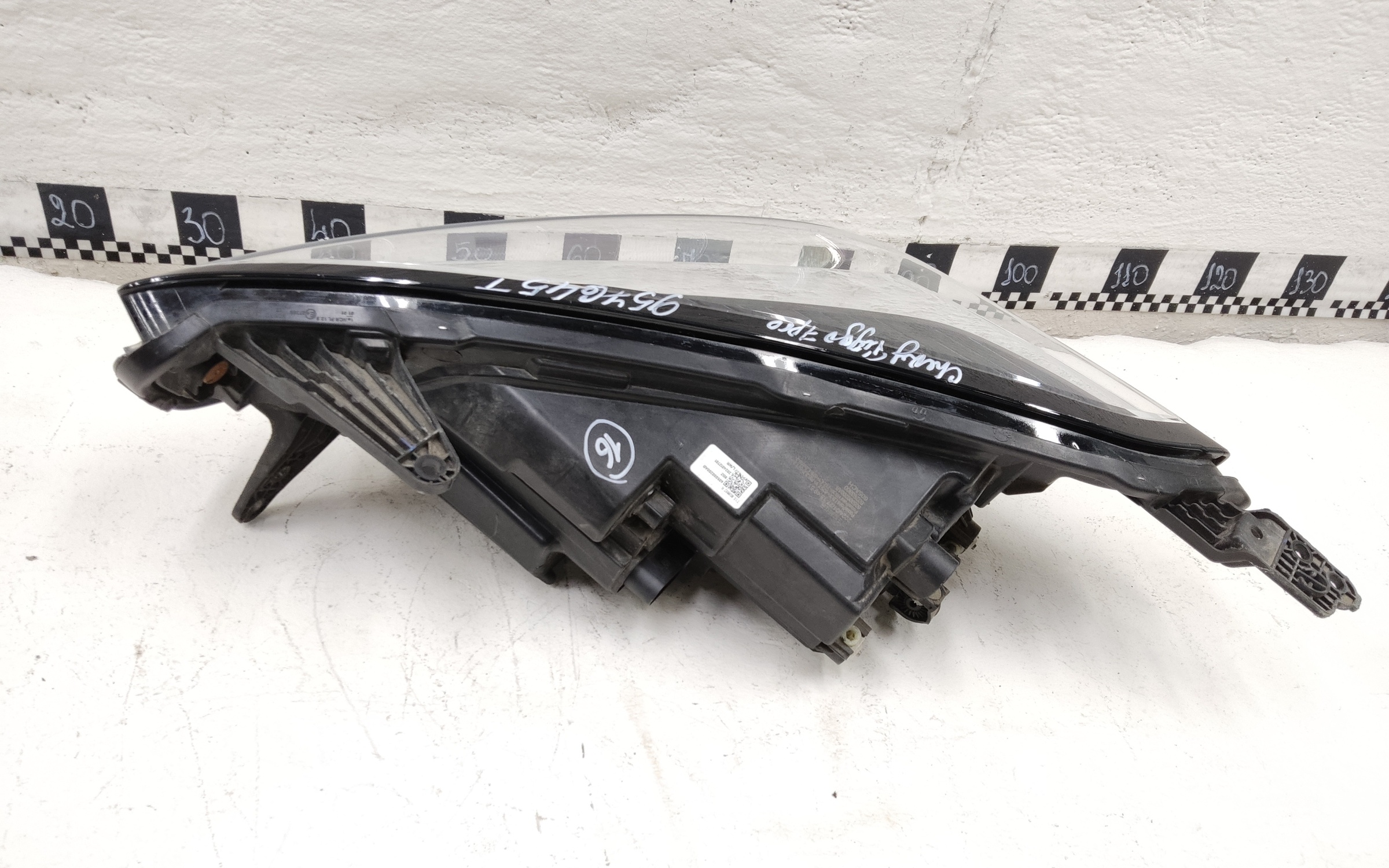 Фара передняя правая Chery Tiggo 7 Pro LED