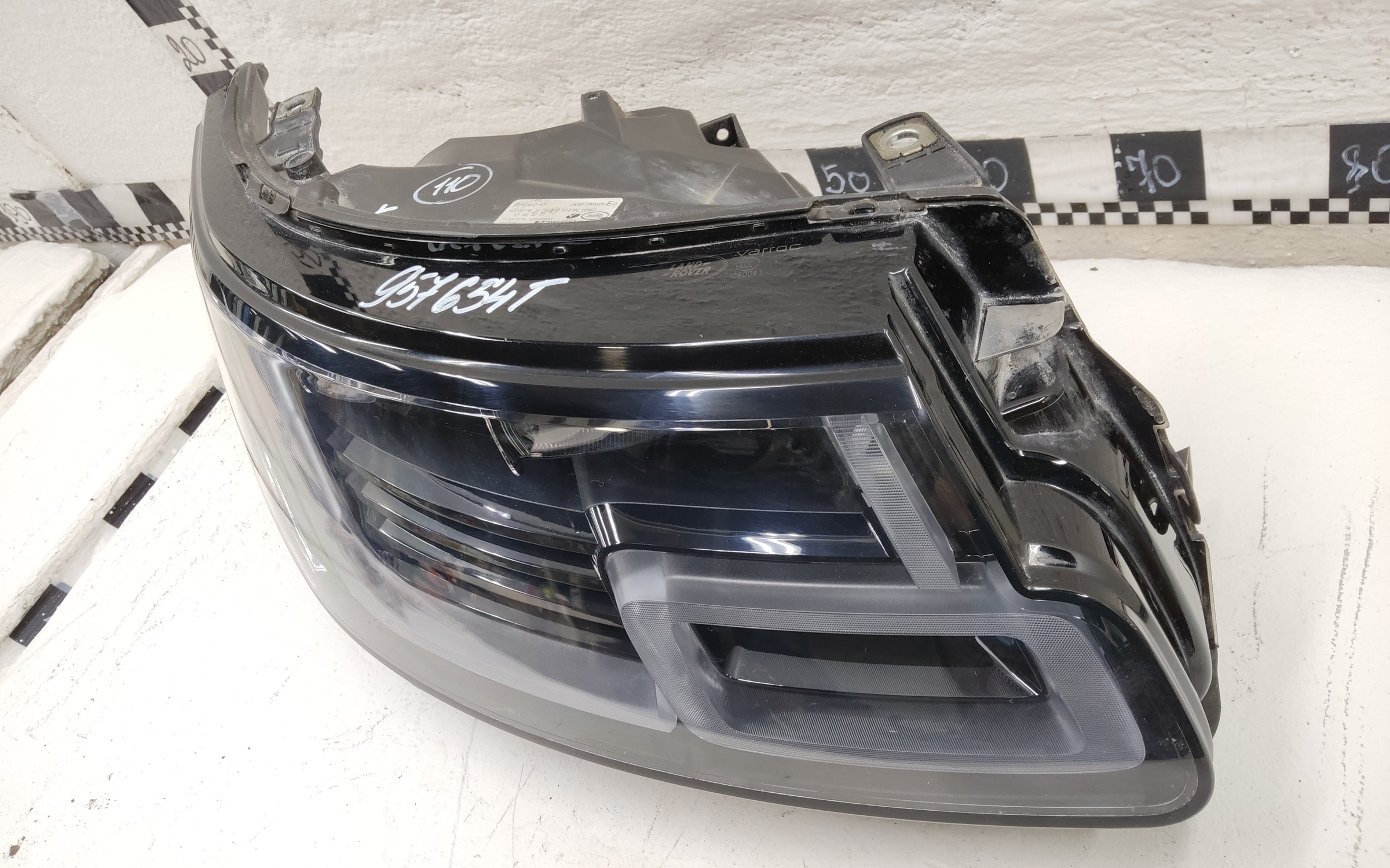 Фара передняя правая Land Rover Range Rover 4 Restail LED