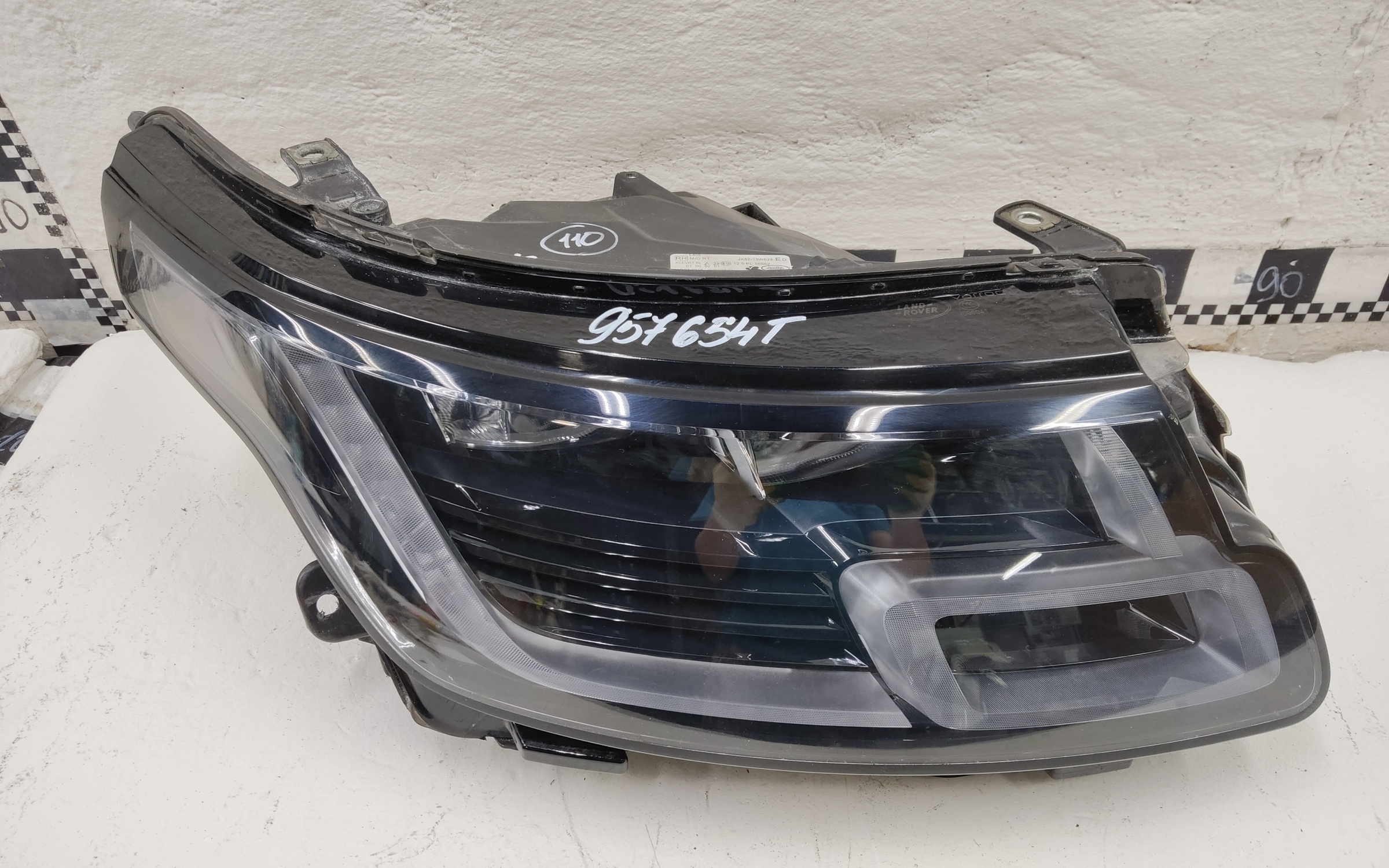 Фара передняя правая Land Rover Range Rover 4 Restail LED