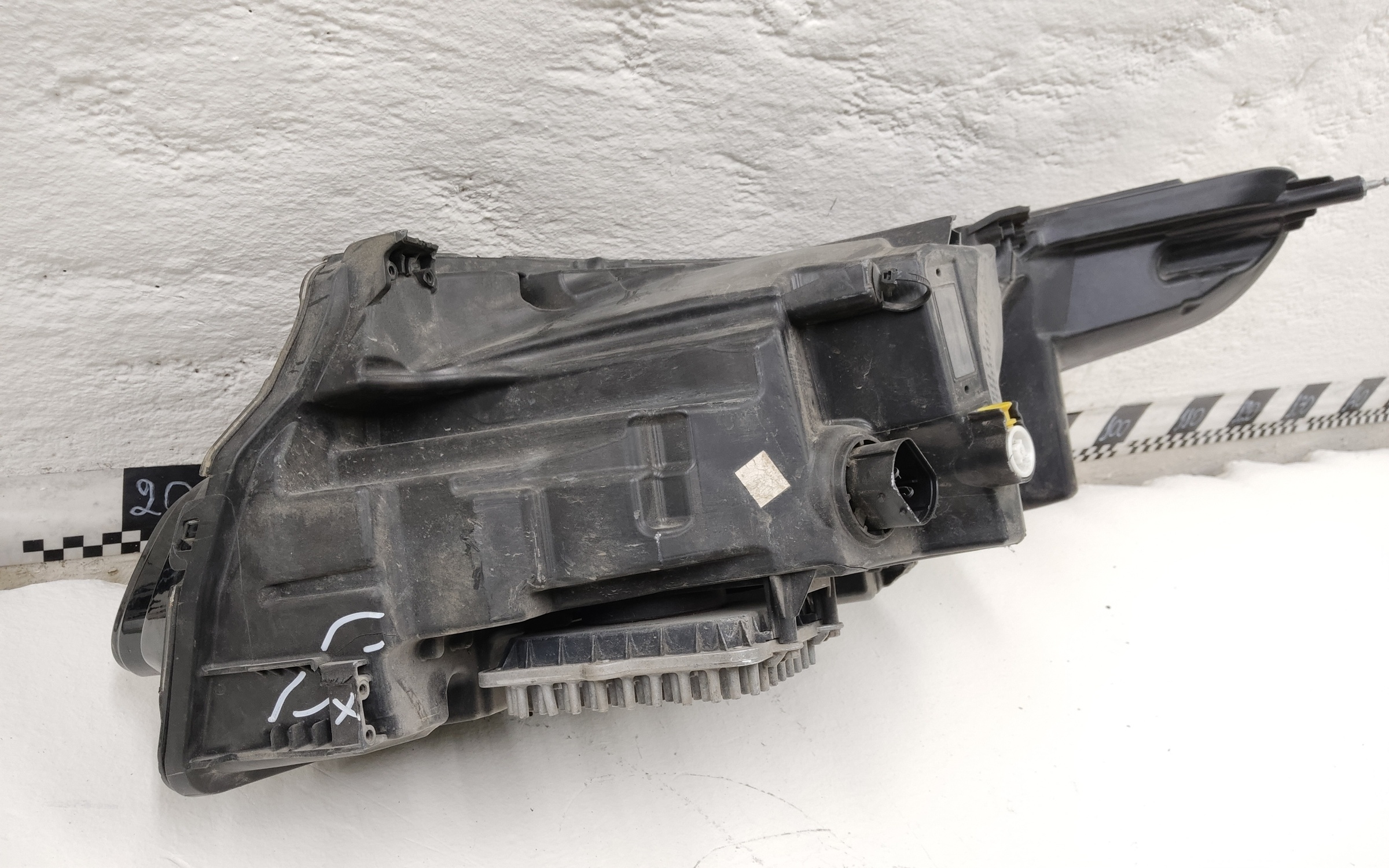 Фара передняя правая Land Rover Range Rover 4 Restail LED