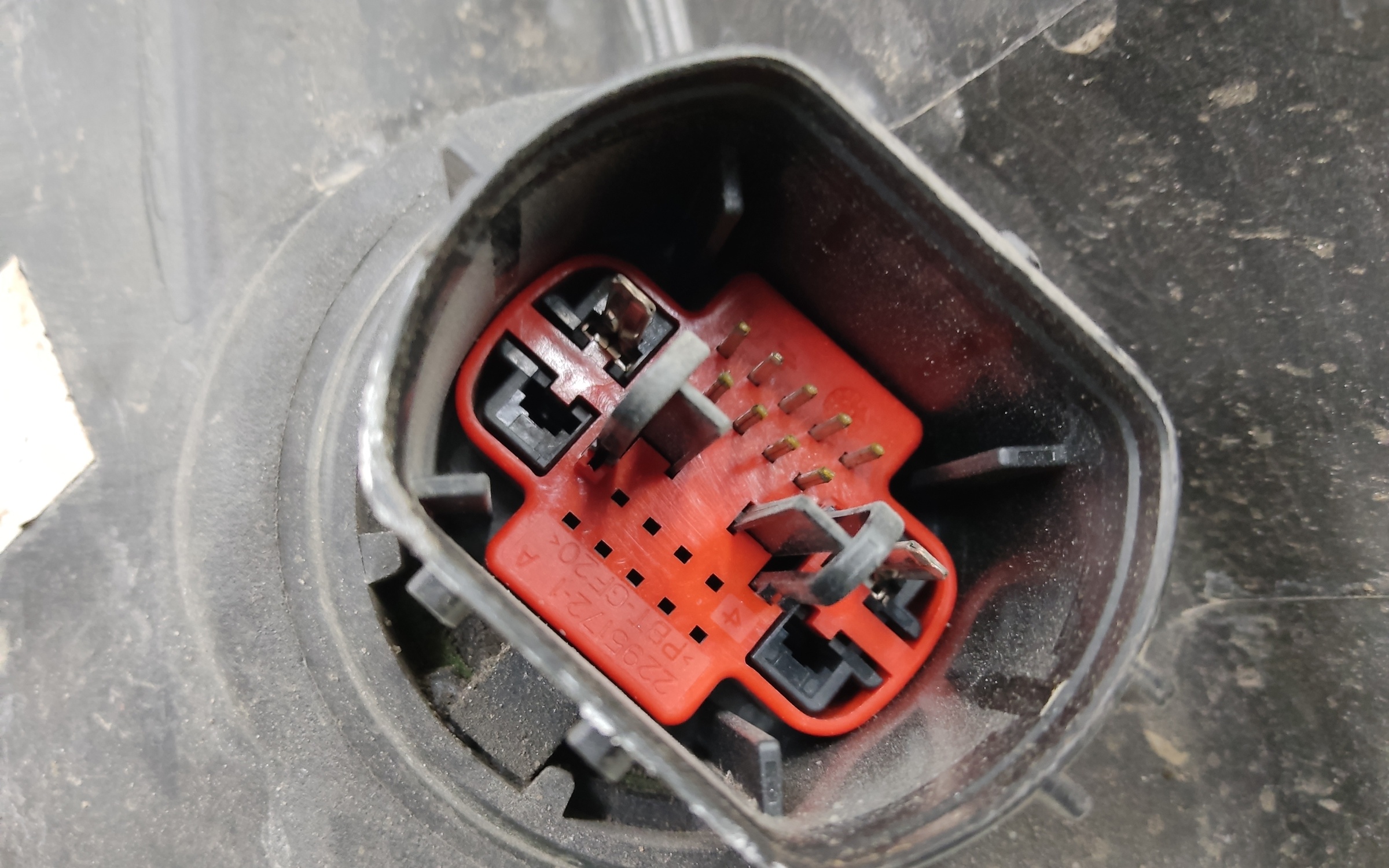 Фара передняя правая Land Rover Range Rover 4 Restail LED