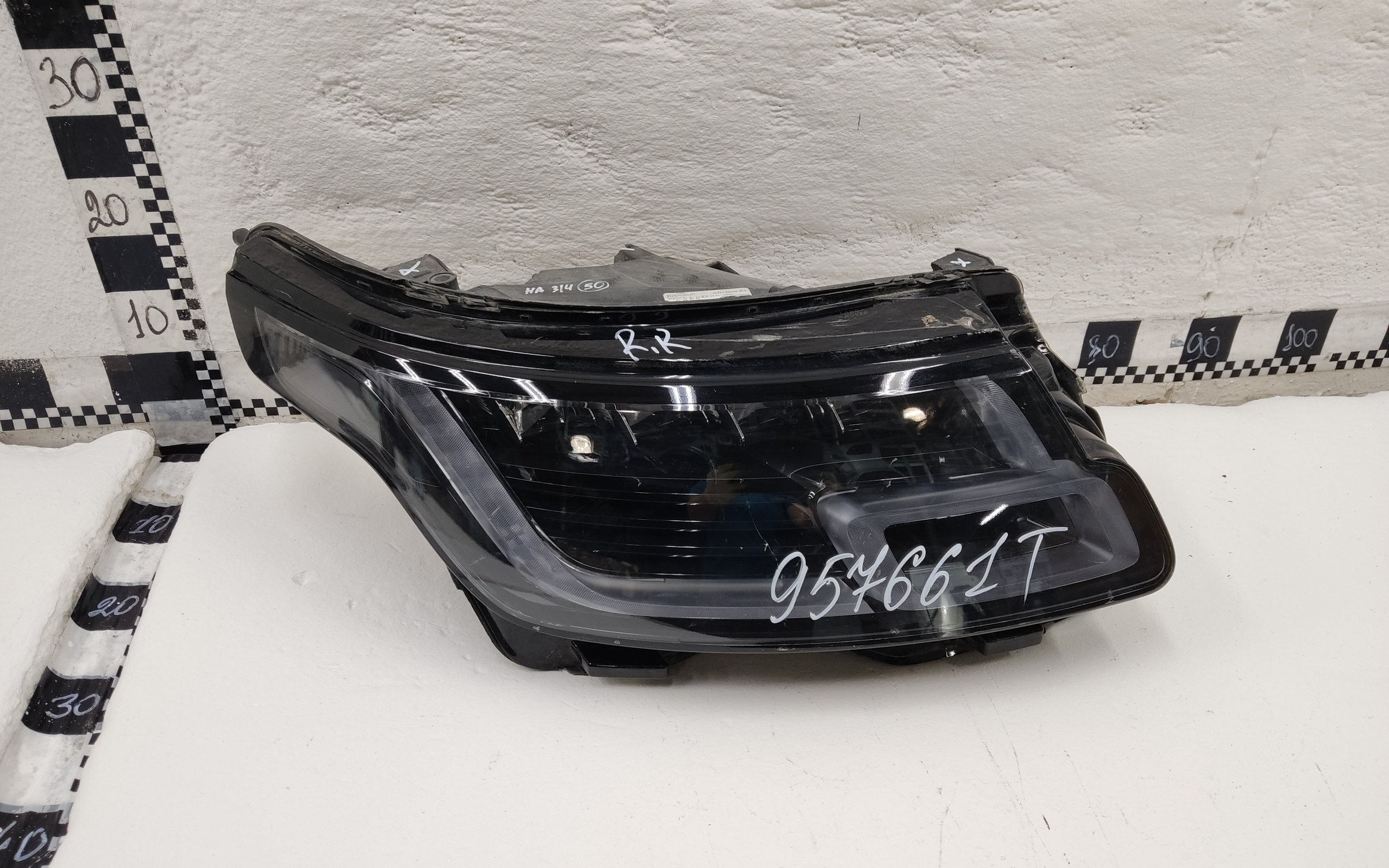 Фара передняя правая Land Rover Range Rover 4 Restail LED