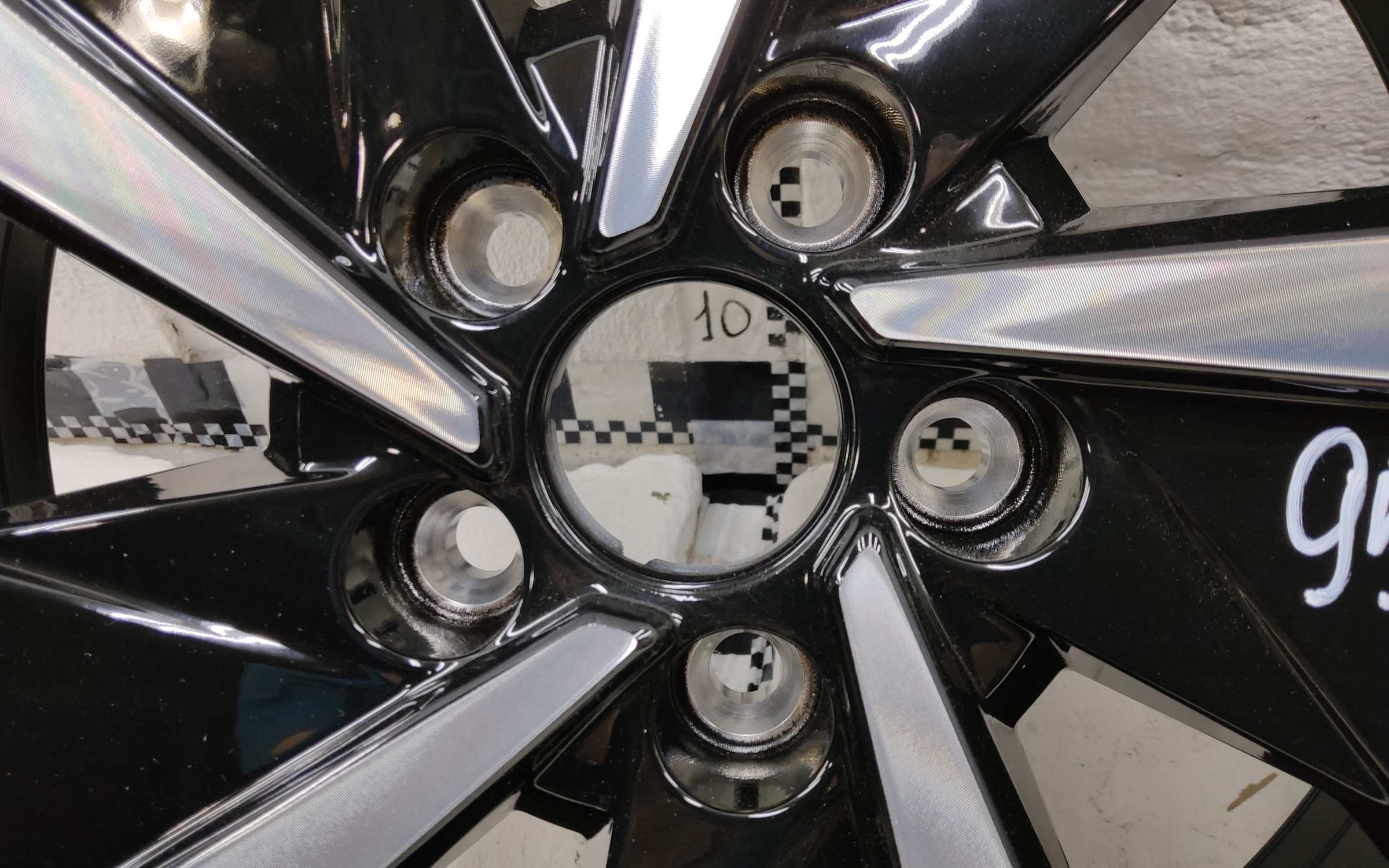 Комплект литых дисков Geely Atlas 2 R20
