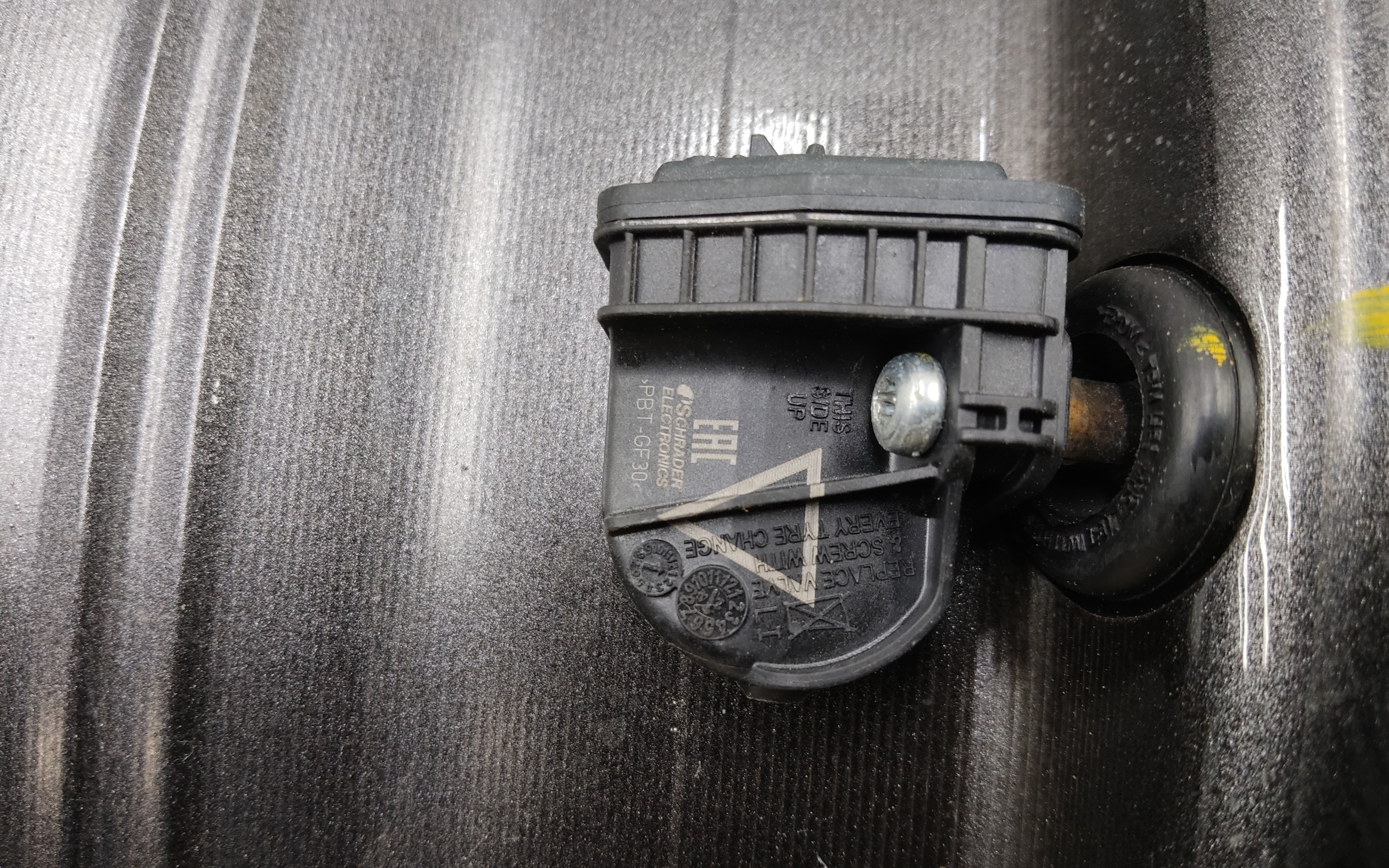 Диск колеса литой Geely Emgrand 2 R16