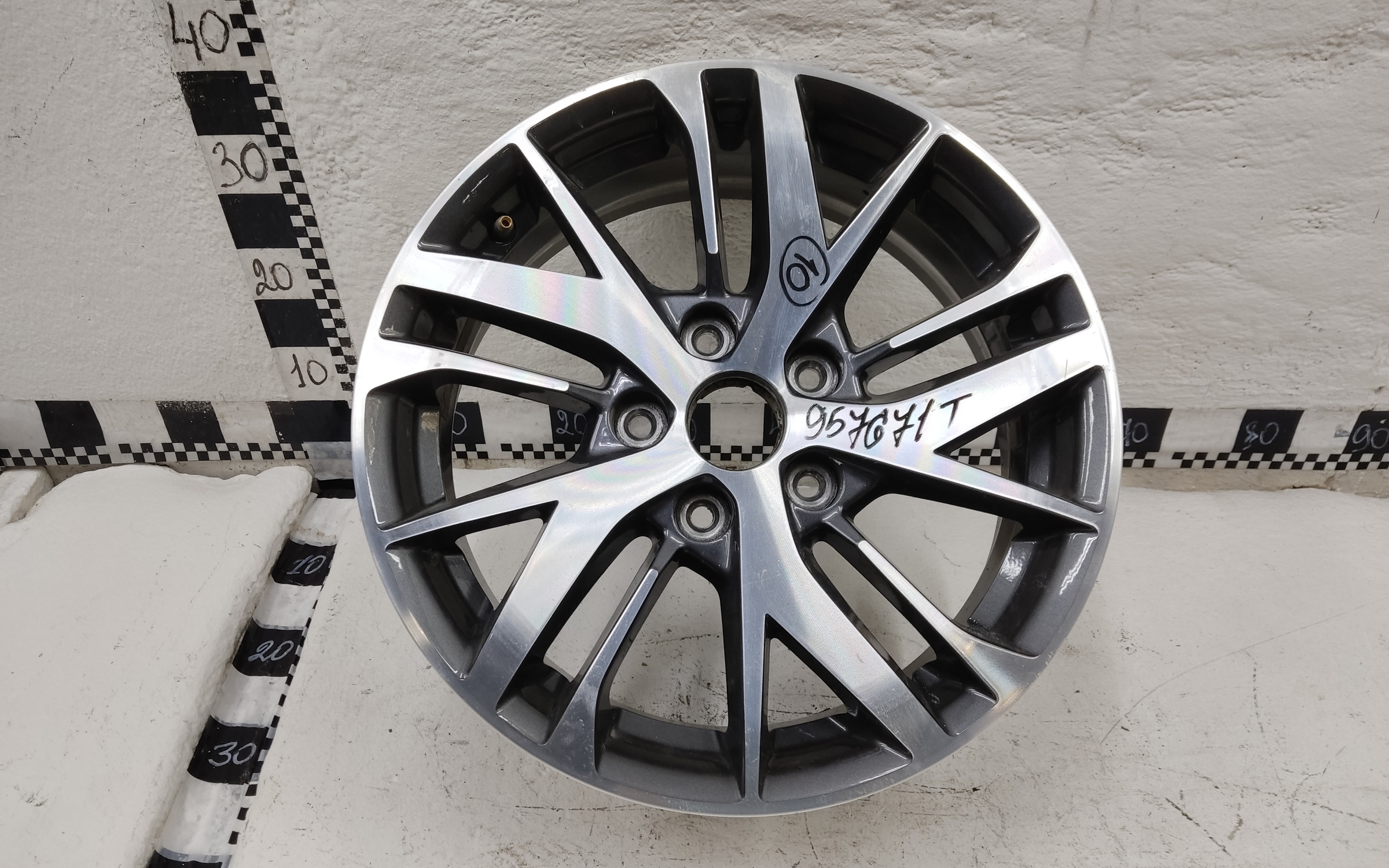 Диск колеса литой Geely Emgrand 2 R16