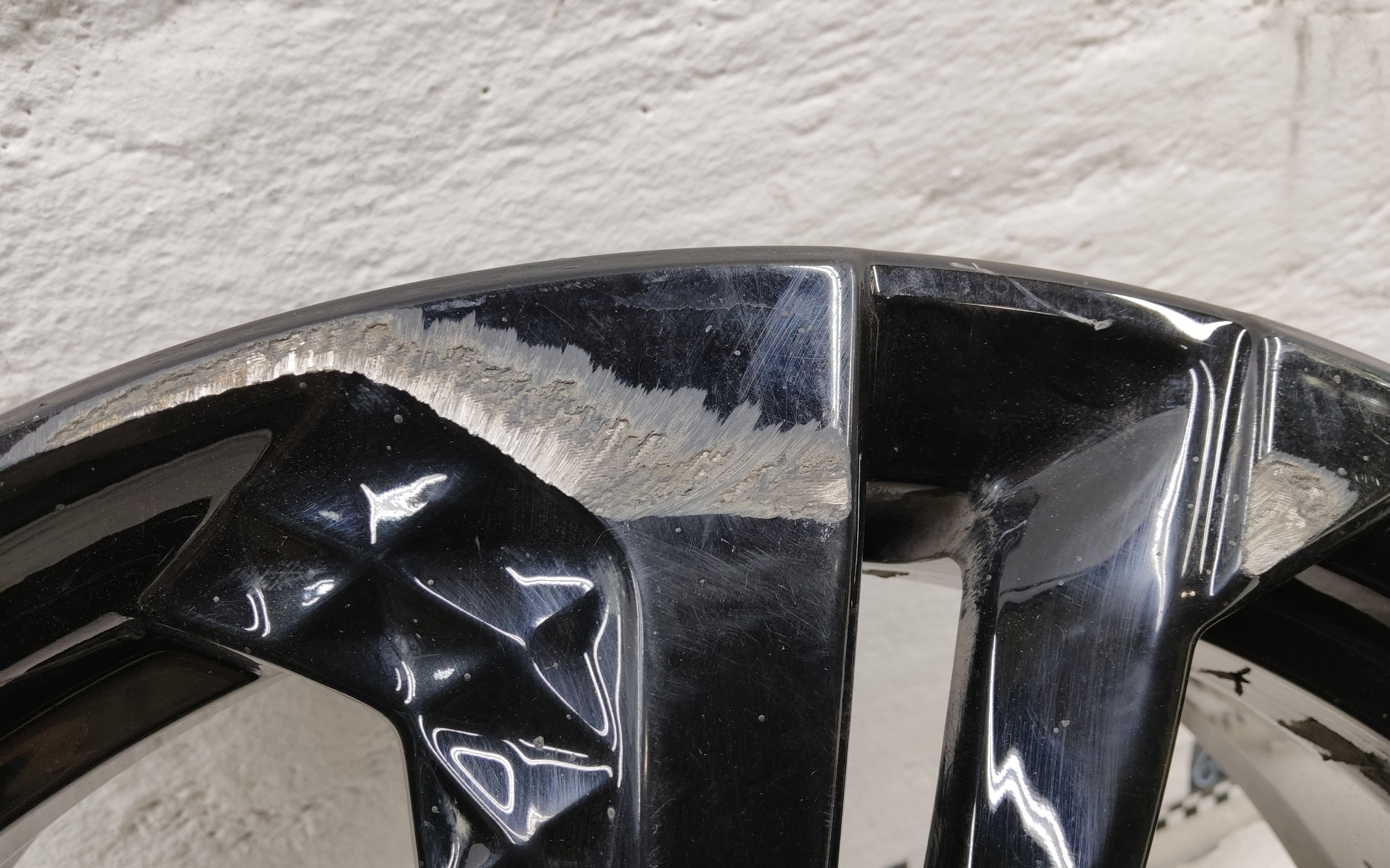 Диск колеса литой Geely Coolray Restail R18