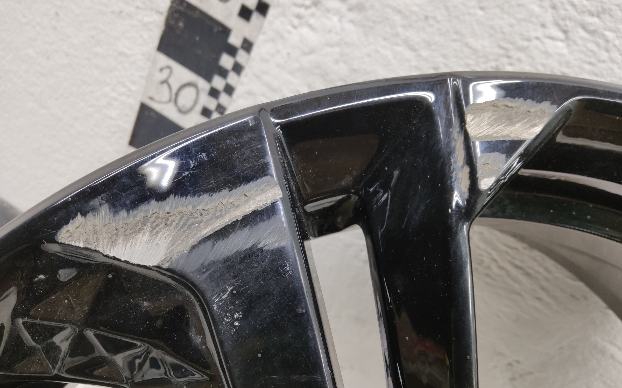 Диск колеса литой Geely Coolray Restail R18