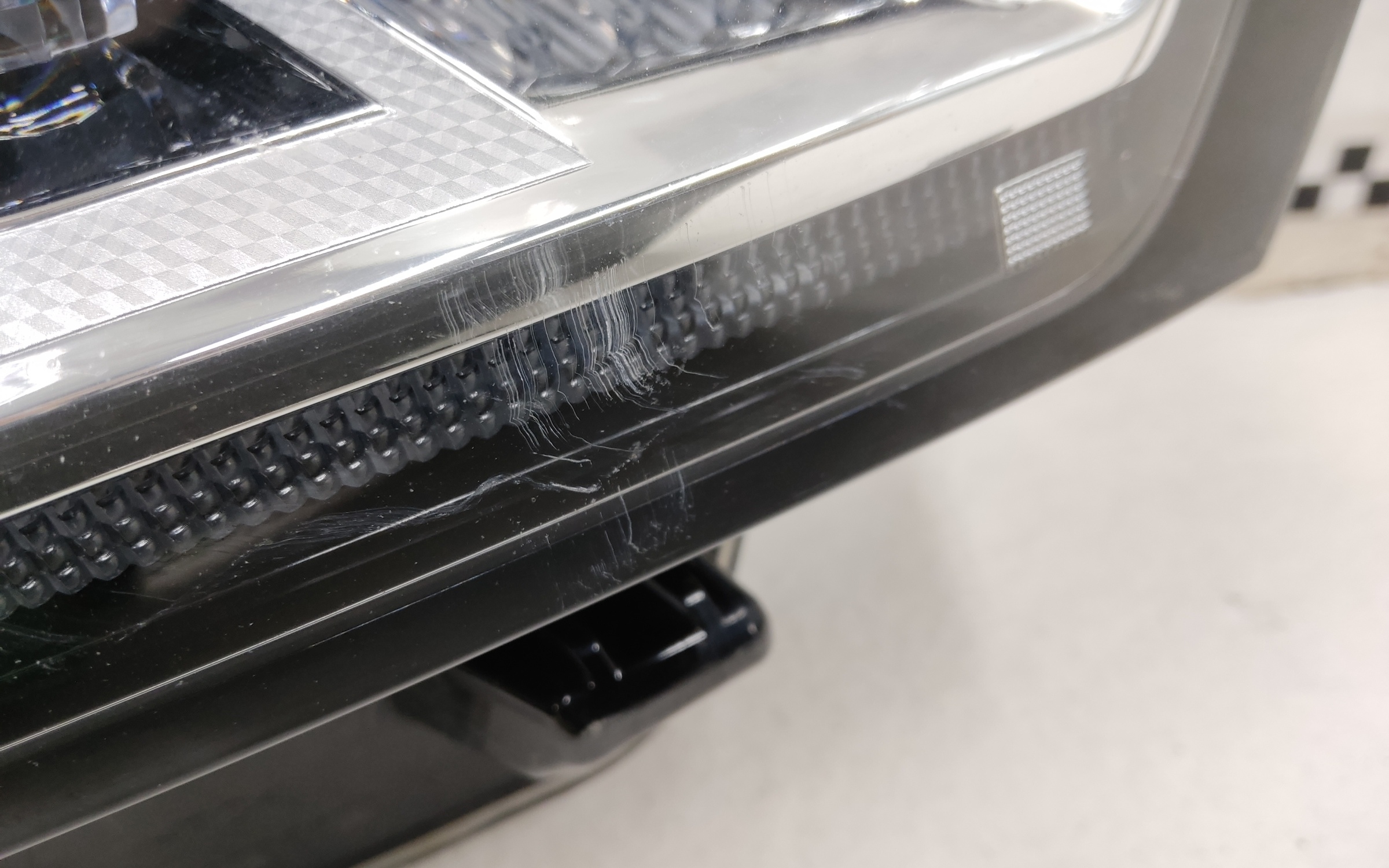 Фара передняя правая Chery Tiggo 8 LED