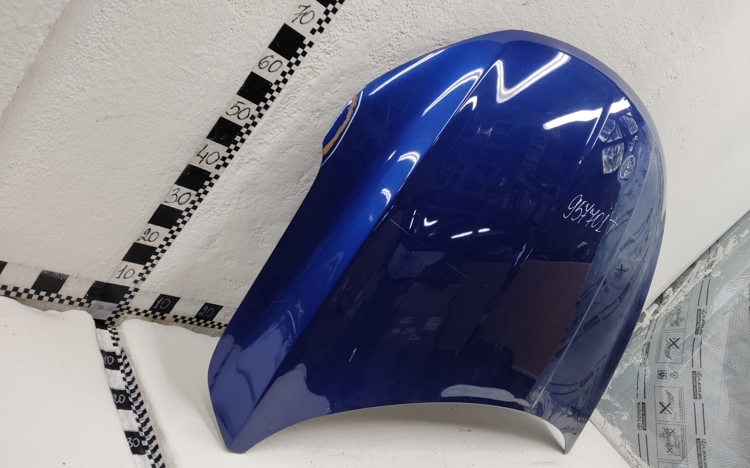 Капот Geely Coolray