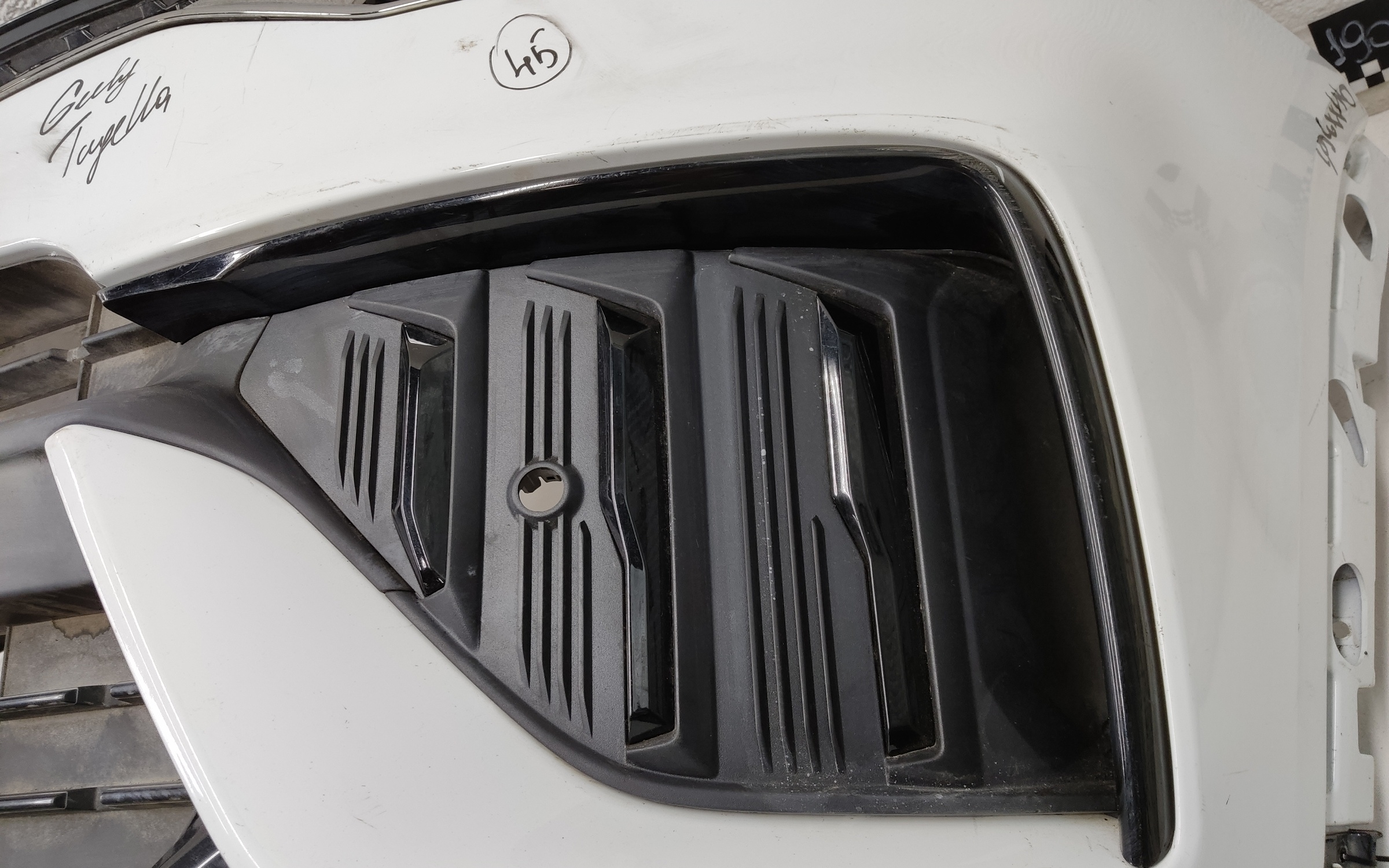 Бампер передний Geely Tugella 1 Restail