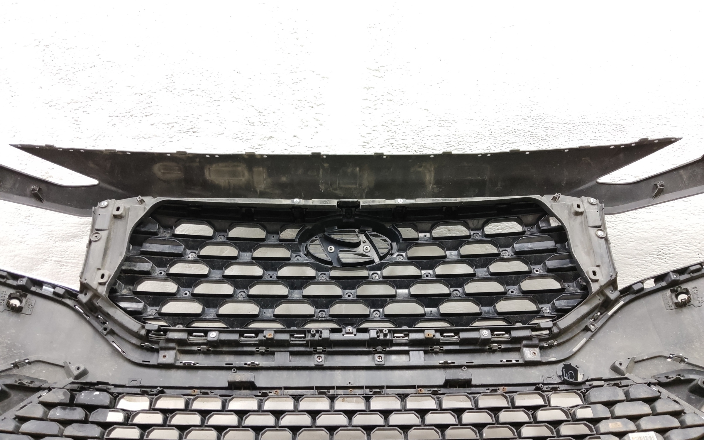 Бампер передний Hyundai Santa Fe 4 Restail