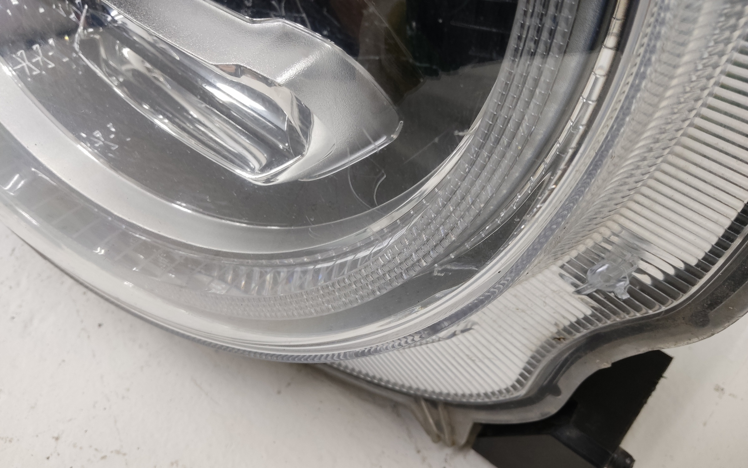 Фара передняя левая Haval Dargo LED