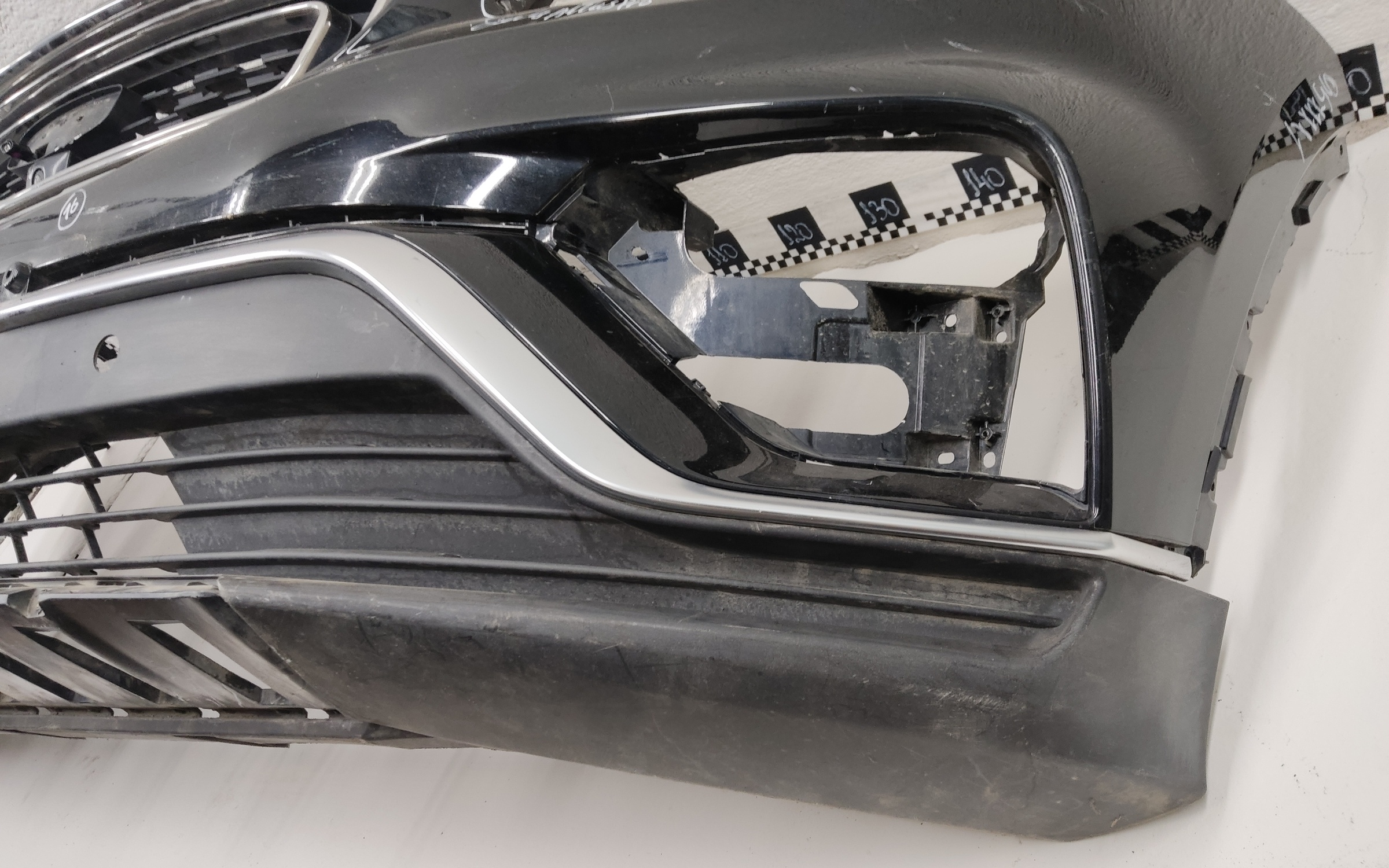 Бампер передний Geely Atlas Pro