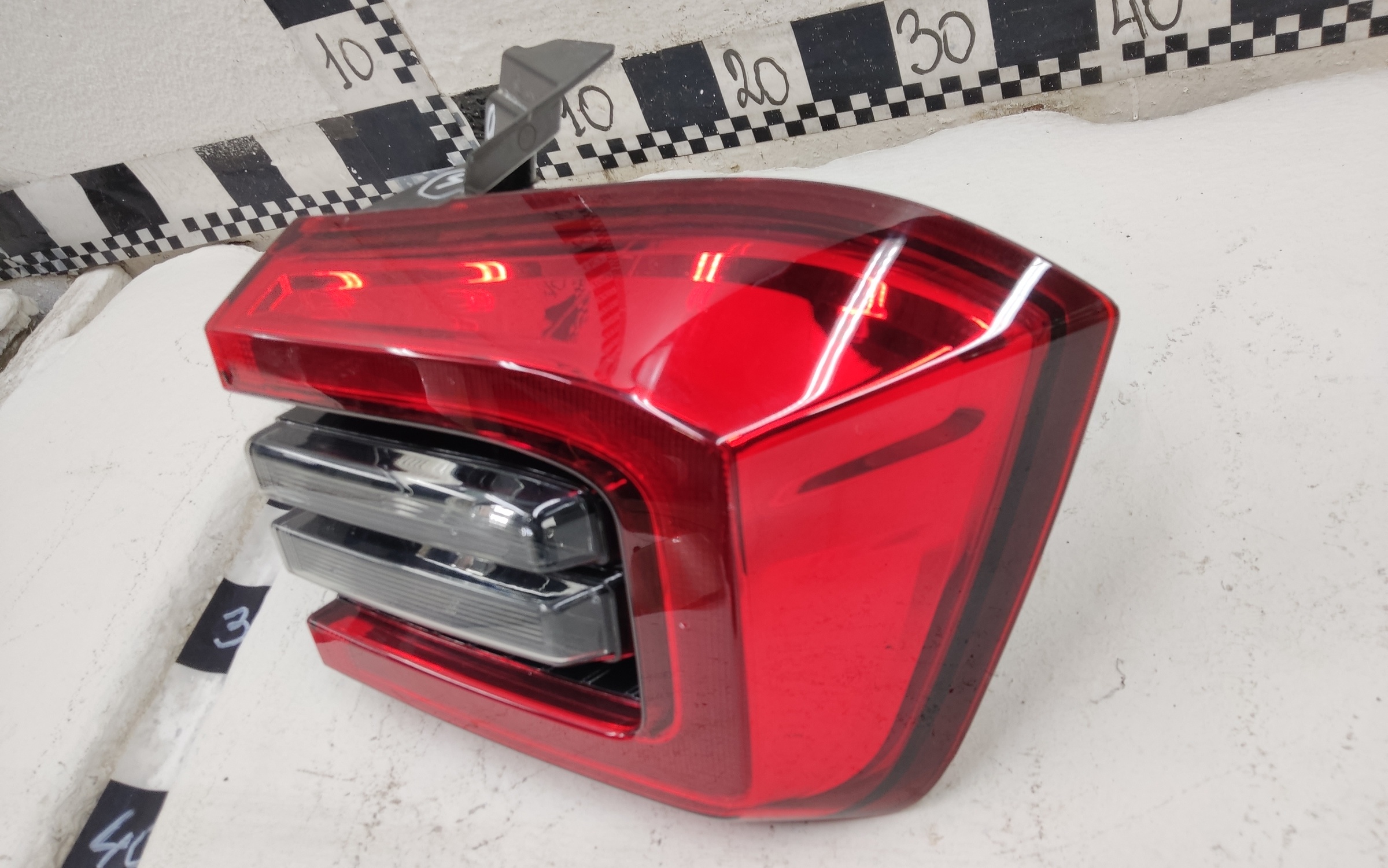 Фонарь задний правый наружный Chery Tiggo 4 Pro