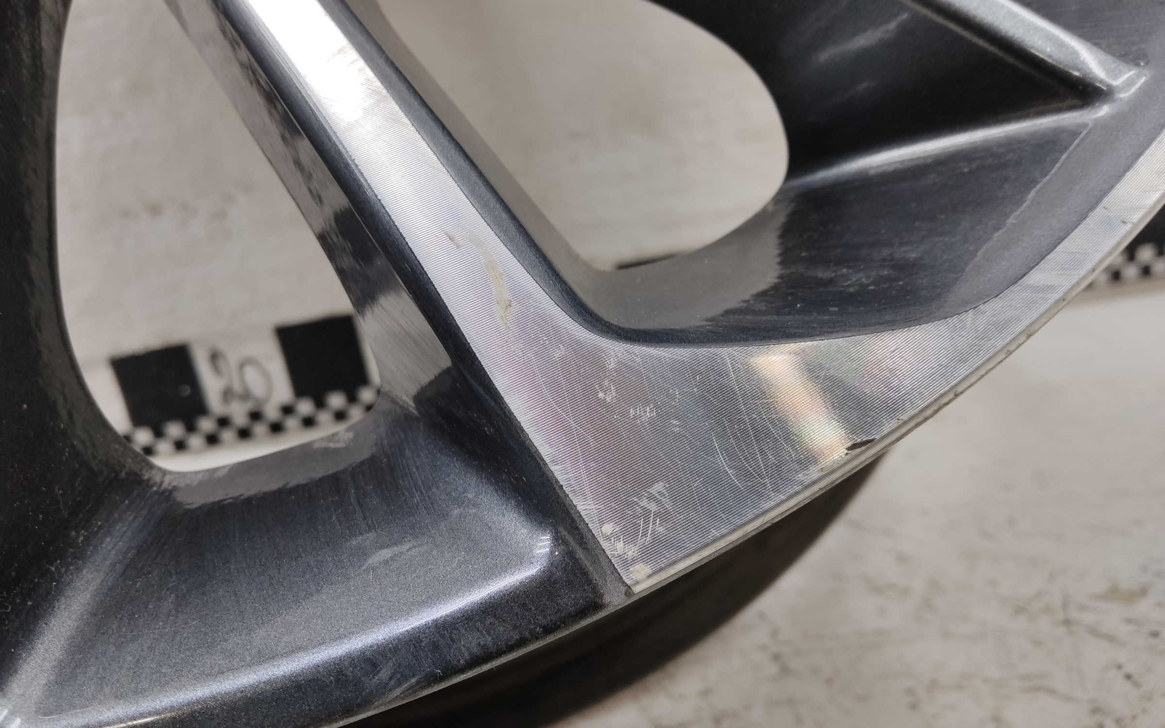 Диск колеса литой Geely Coolray R18