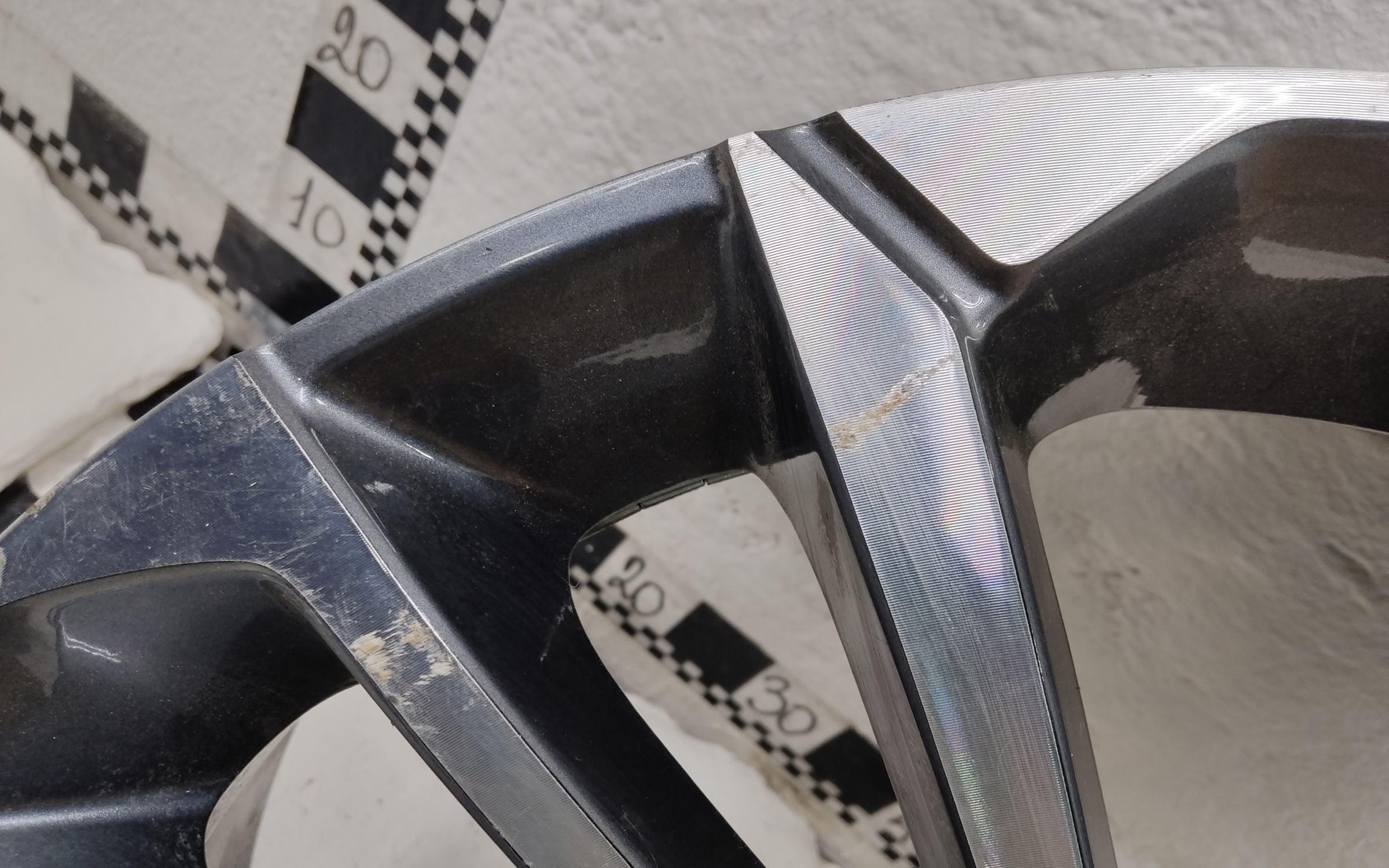 Диск колеса литой Geely Coolray R18