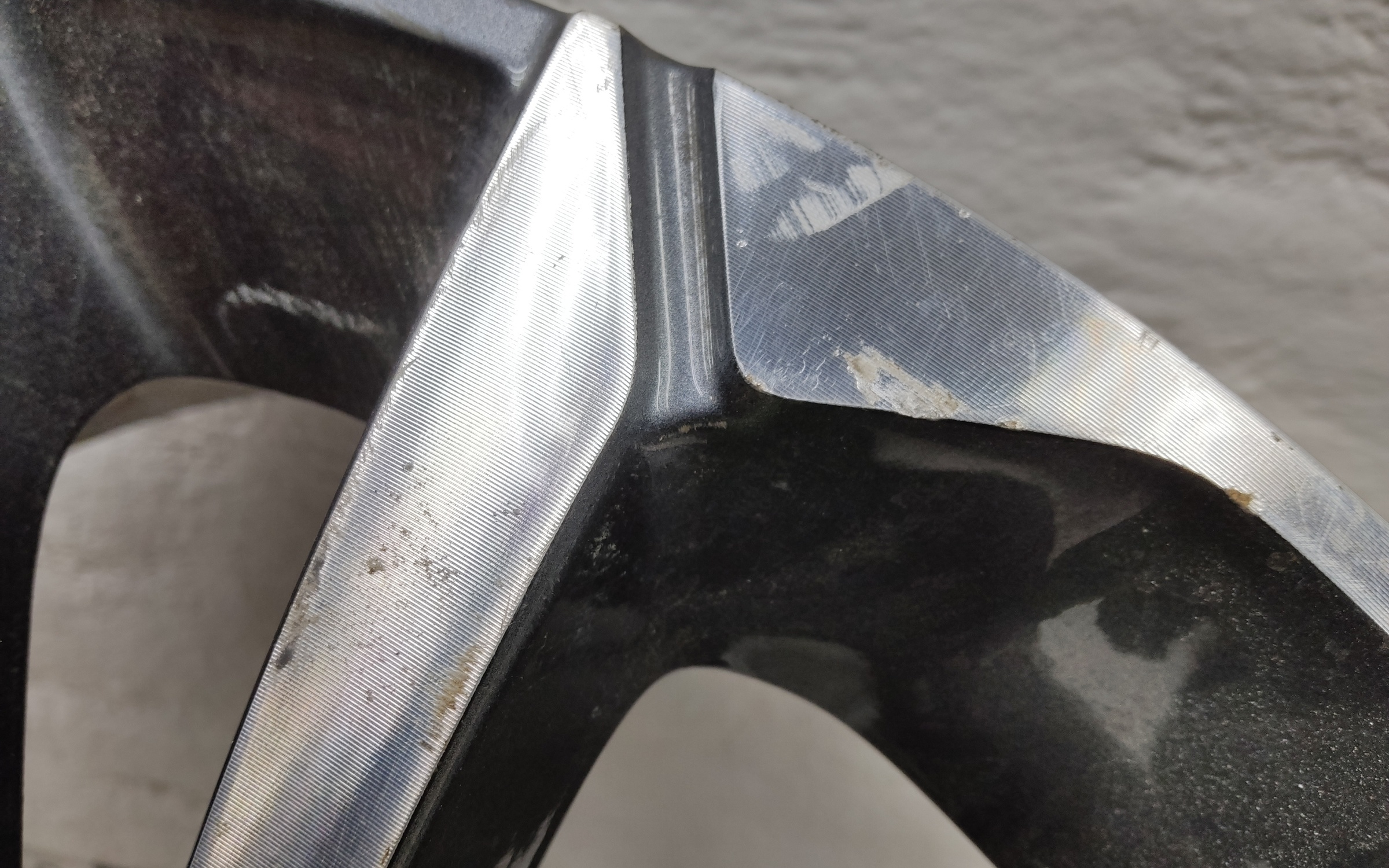 Диск колеса литой Geely Coolray R18