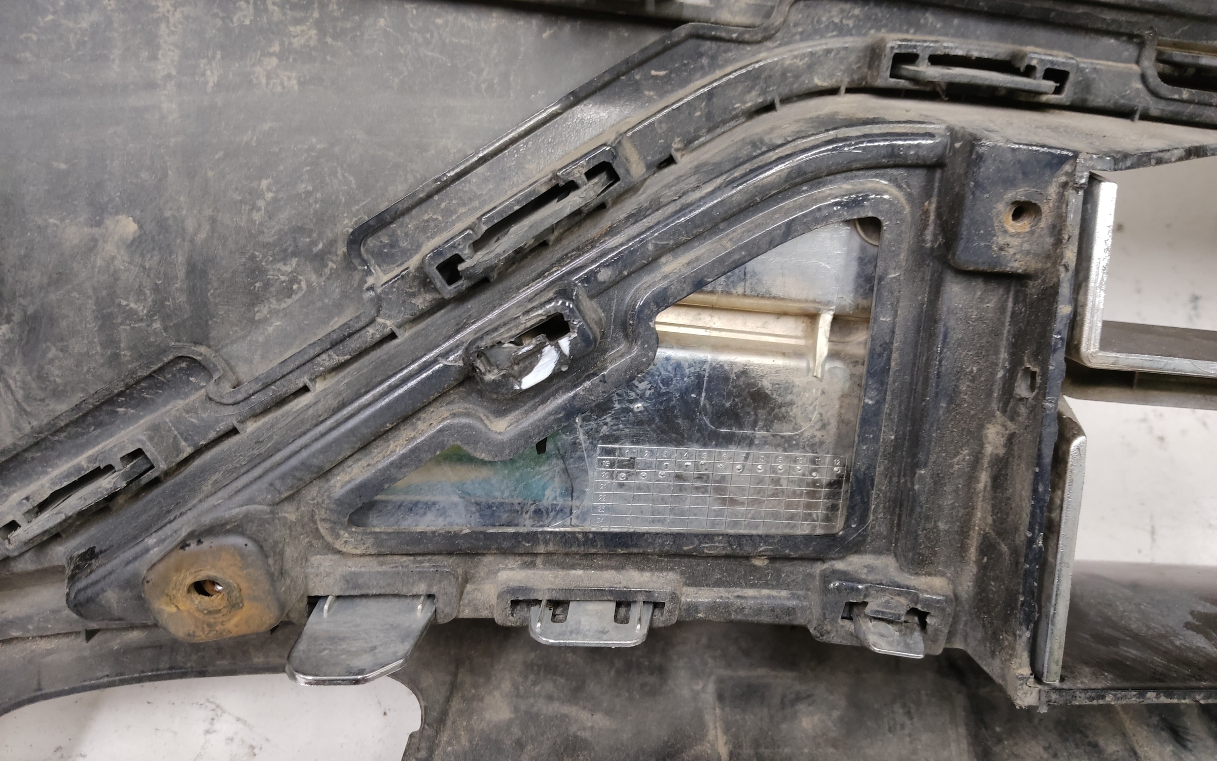 Бампер передний Hyundai Sonata 8