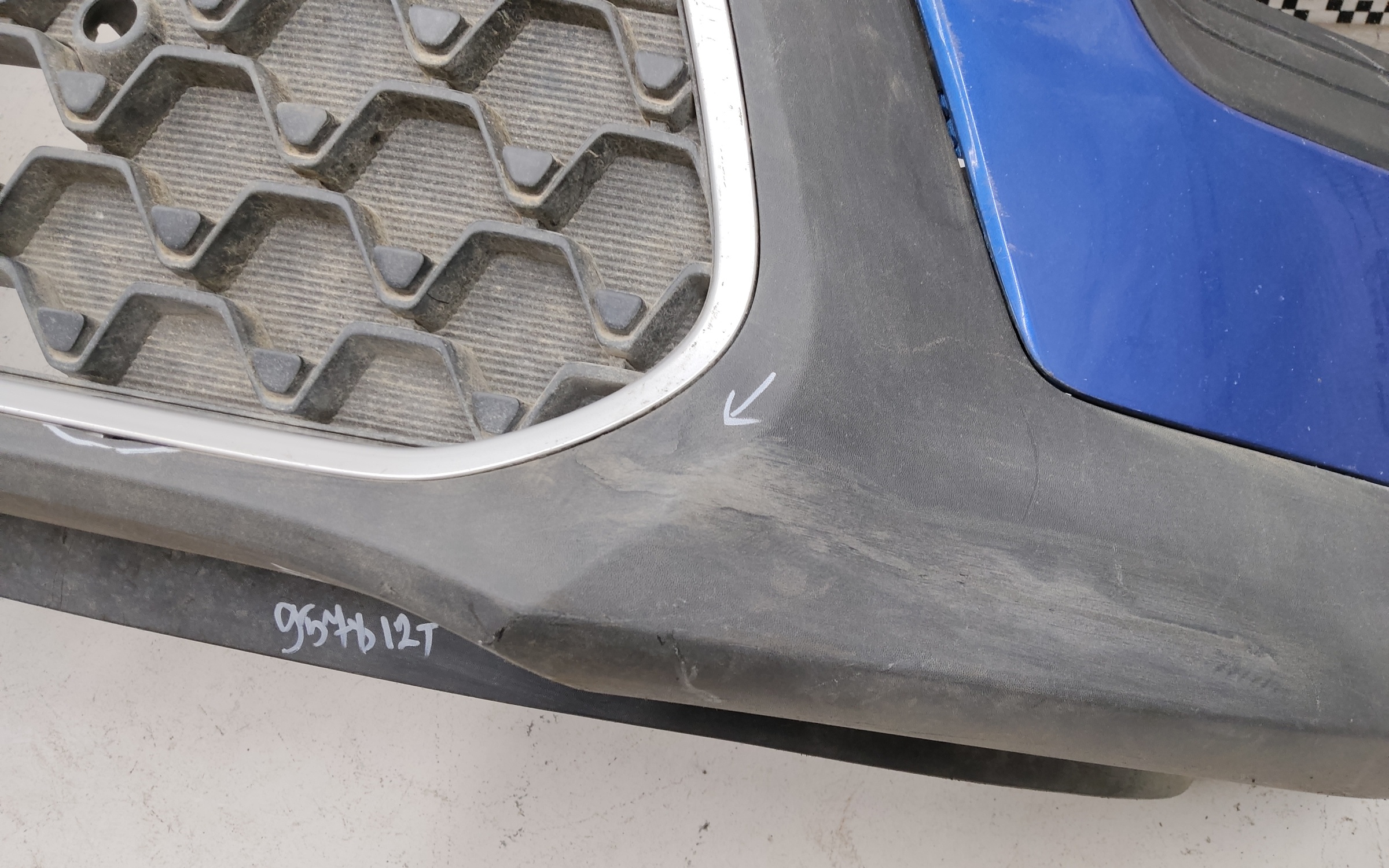 Бампер передний верхняя часть Kia Soul 3