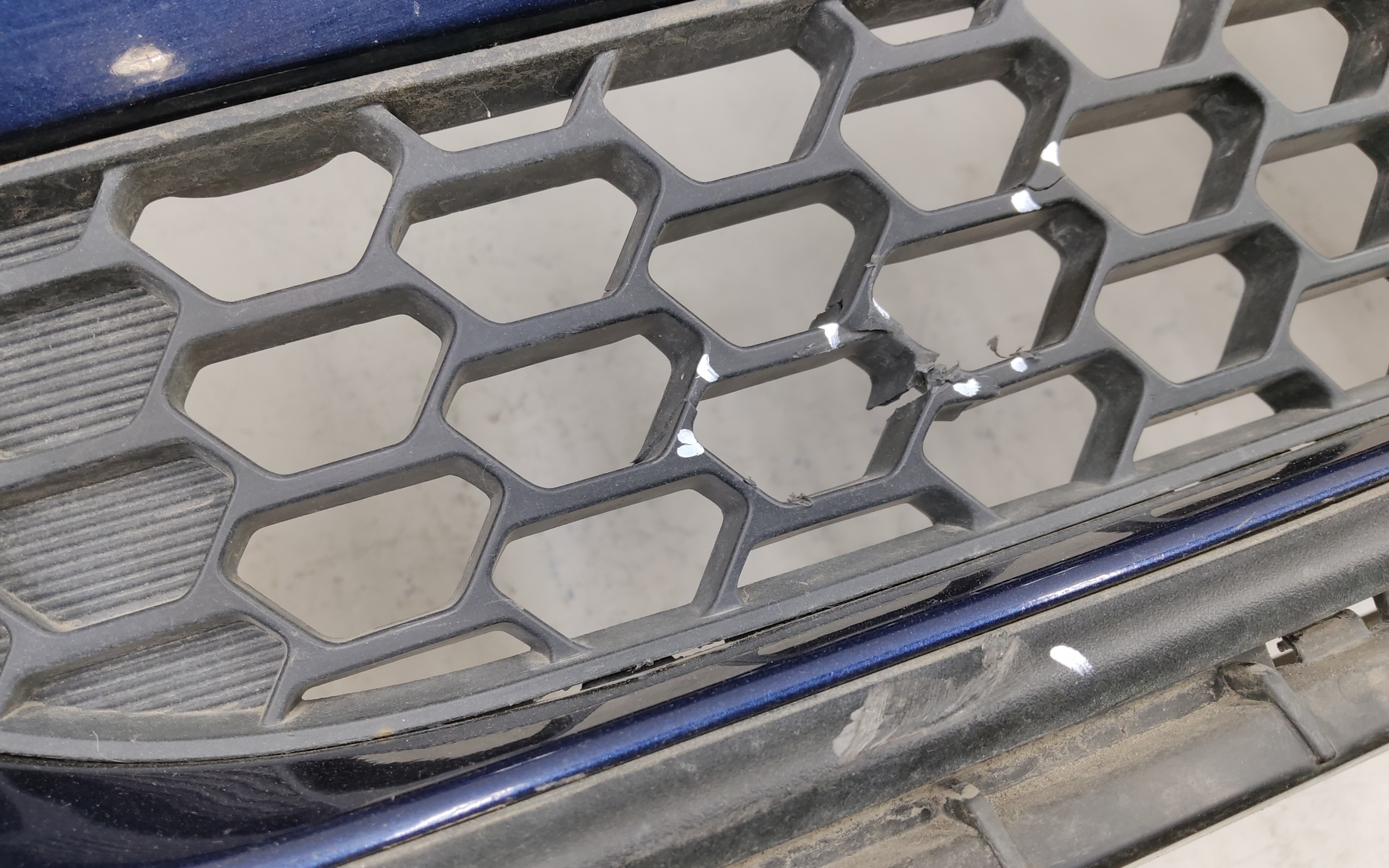 Бампер передний Hyundai Santa Fe 4