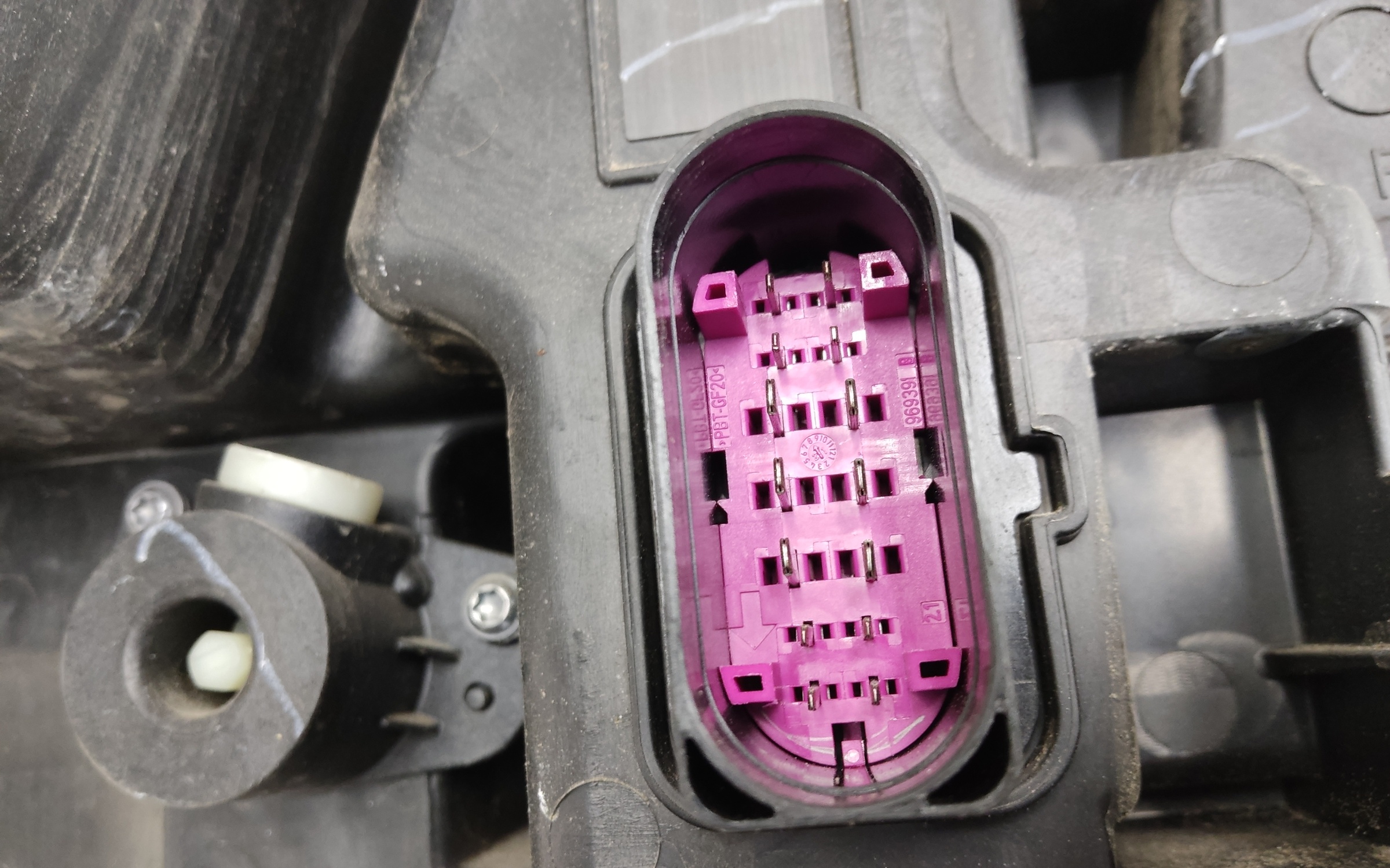 Фара передняя левая Geely Atlas Pro LED