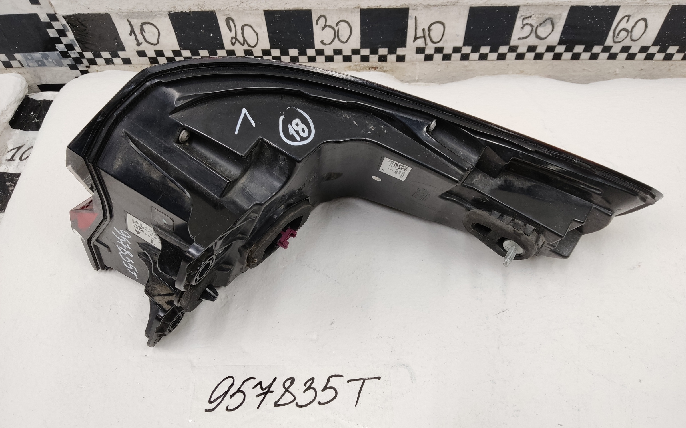 Фонарь задний левый наружный BMW 5er G30 Restail LED