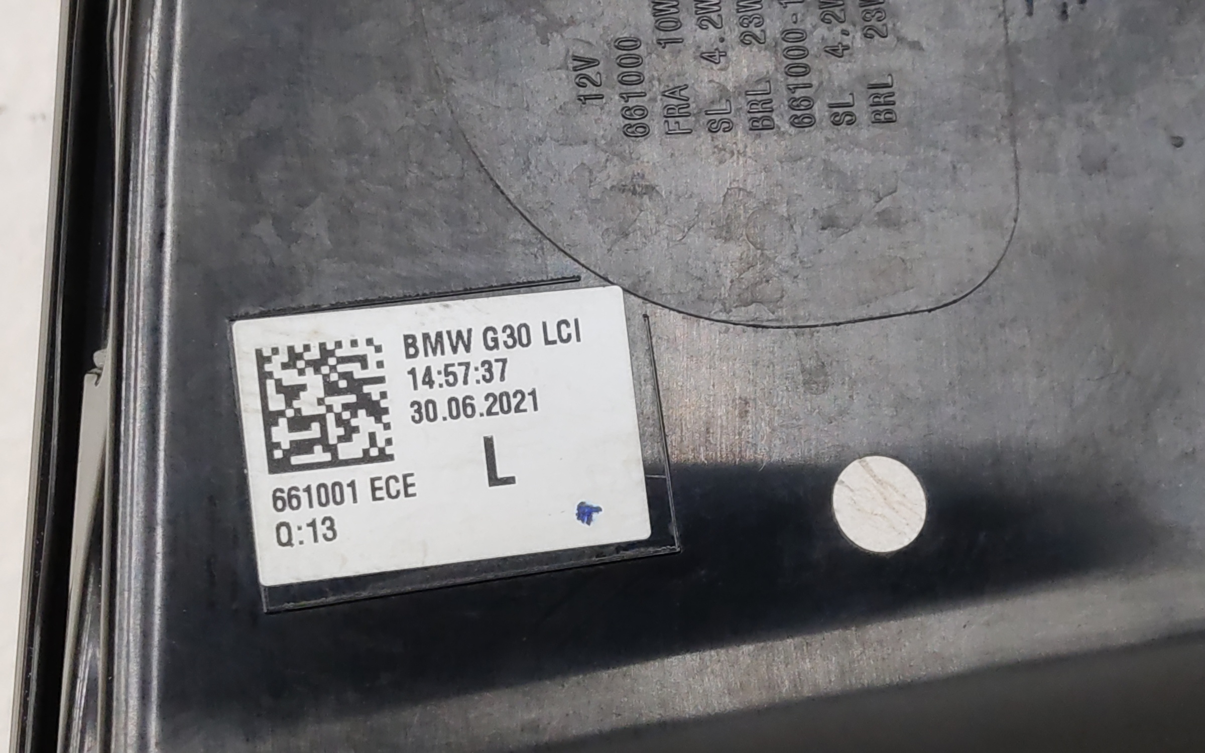 Фонарь задний левый наружный BMW 5er G30 Restail LED