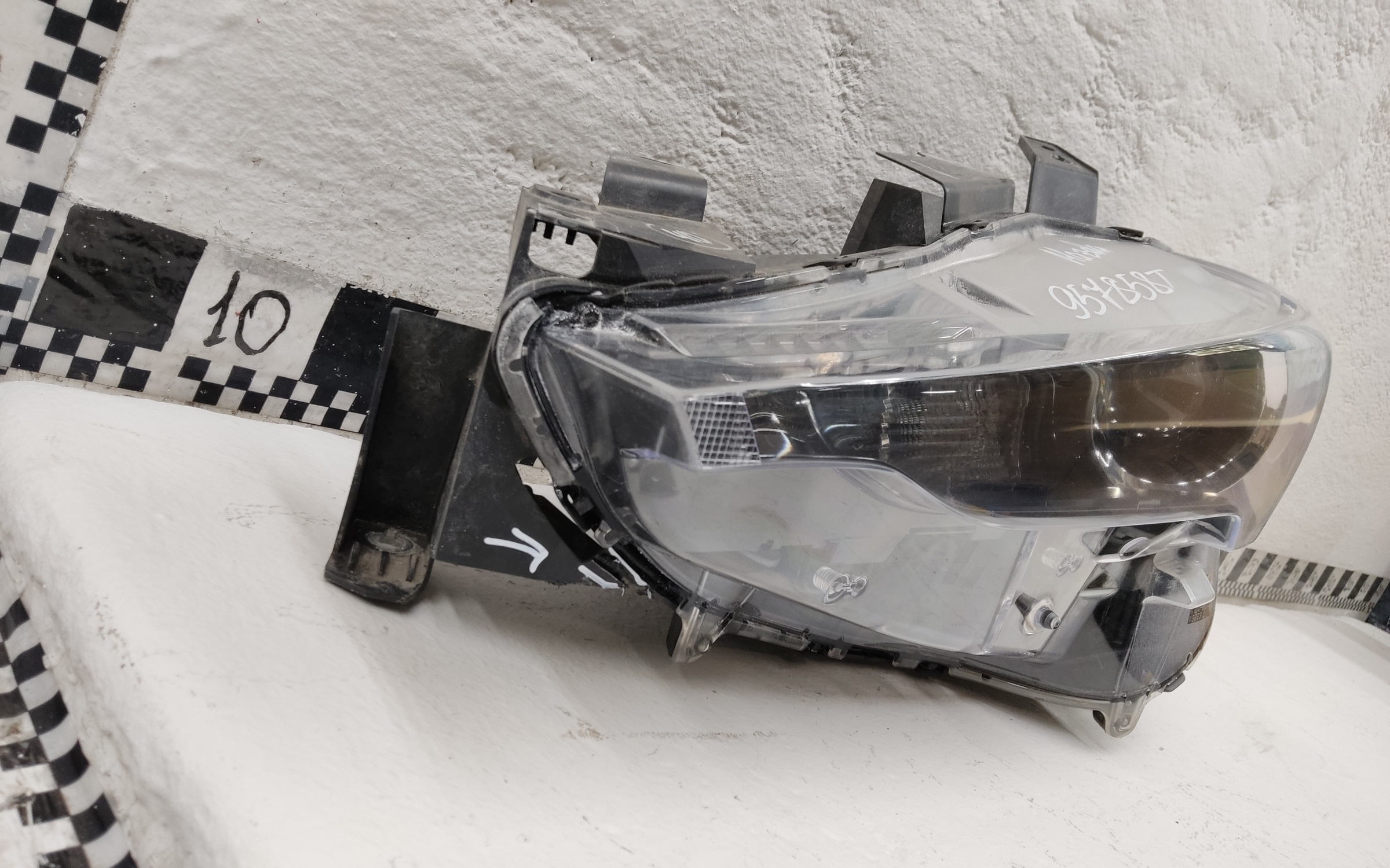 Фара передняя левая Mazda CX-5 2 LED