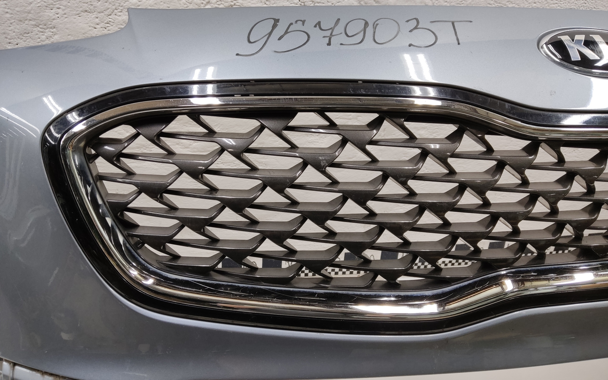 Бампер передний Kia Sportage 4 Restail