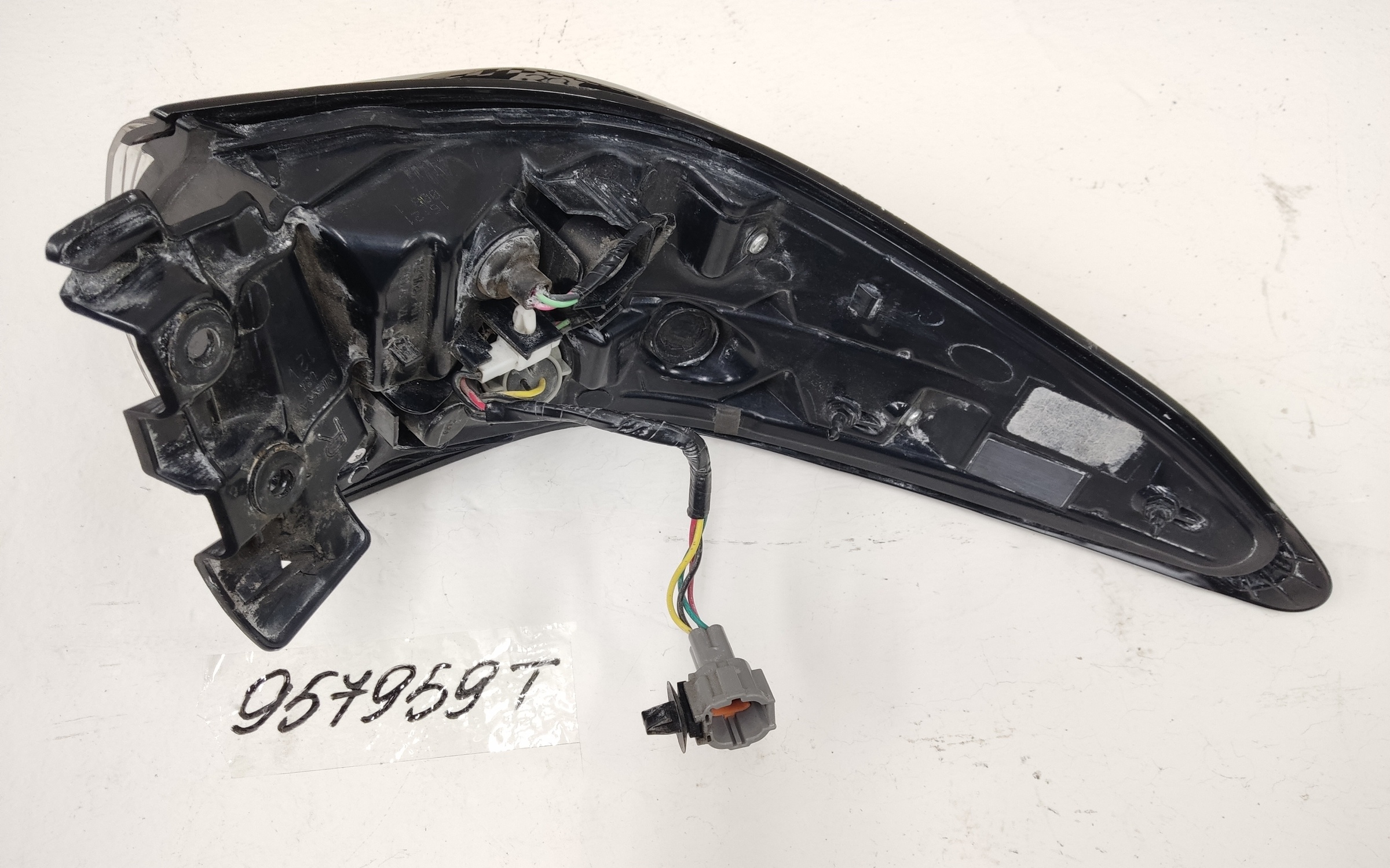 Фонарь задний правый наружный Nissan Murano Z52 LED