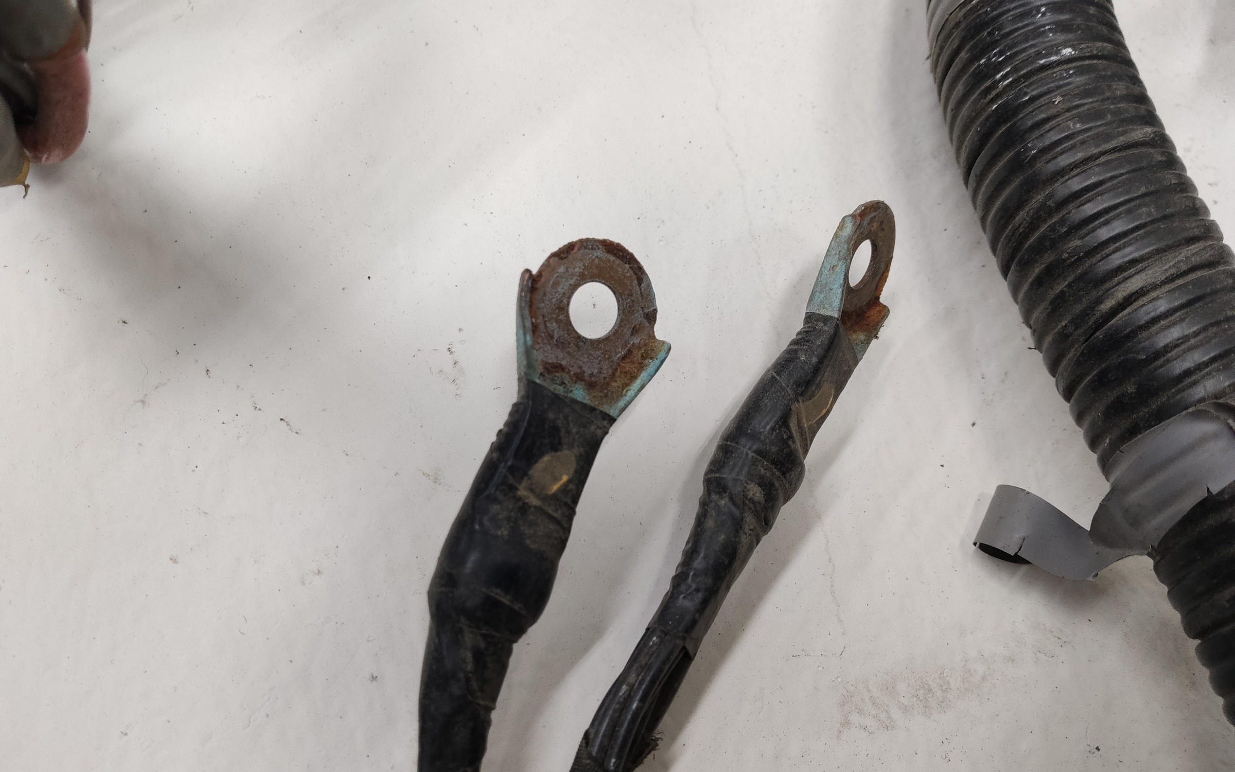 Проводка моторного отсека Nissan Qashqai 2 Restail