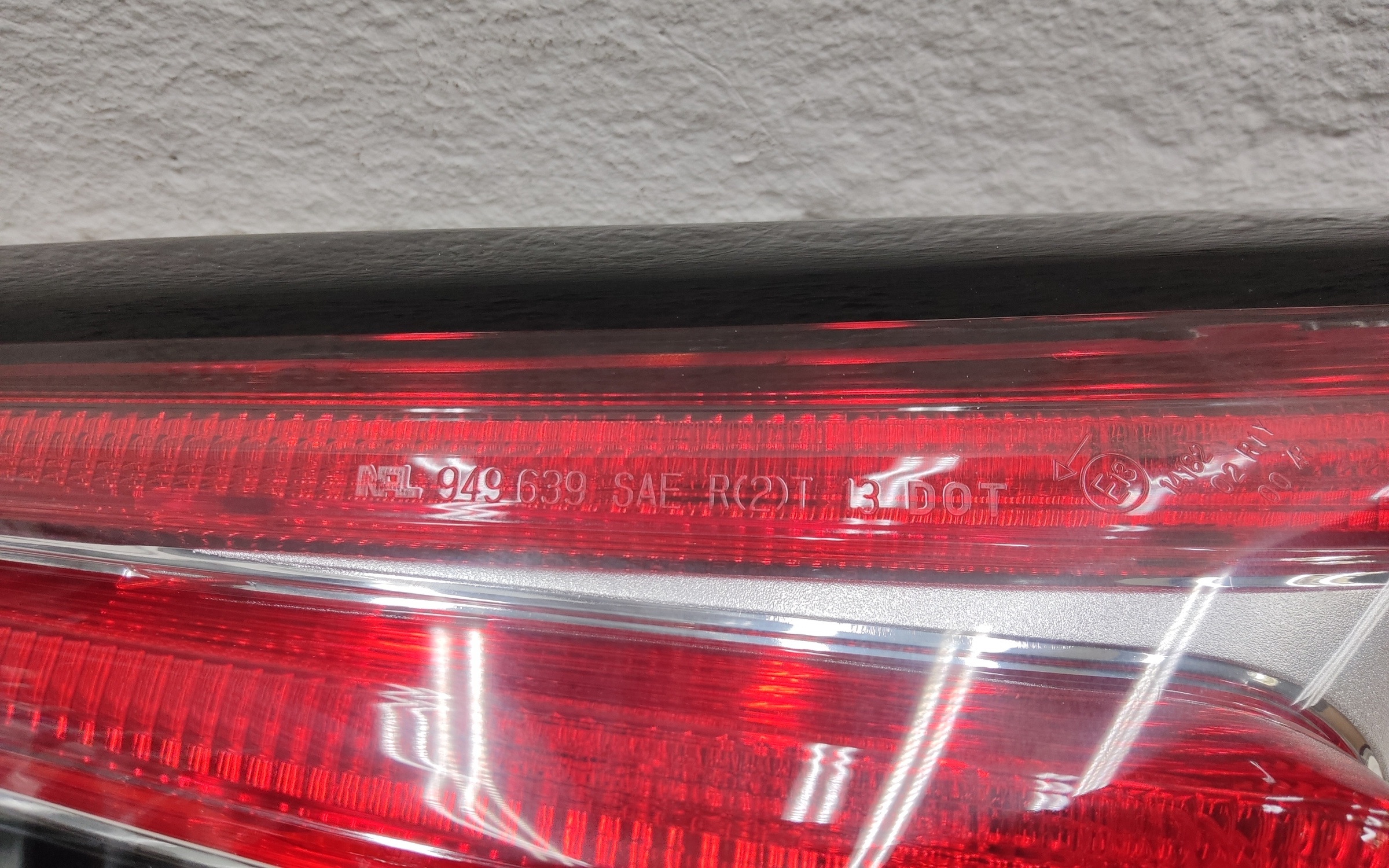 Фонарь задний левый внутренний Nissan Murano Z52 LED
