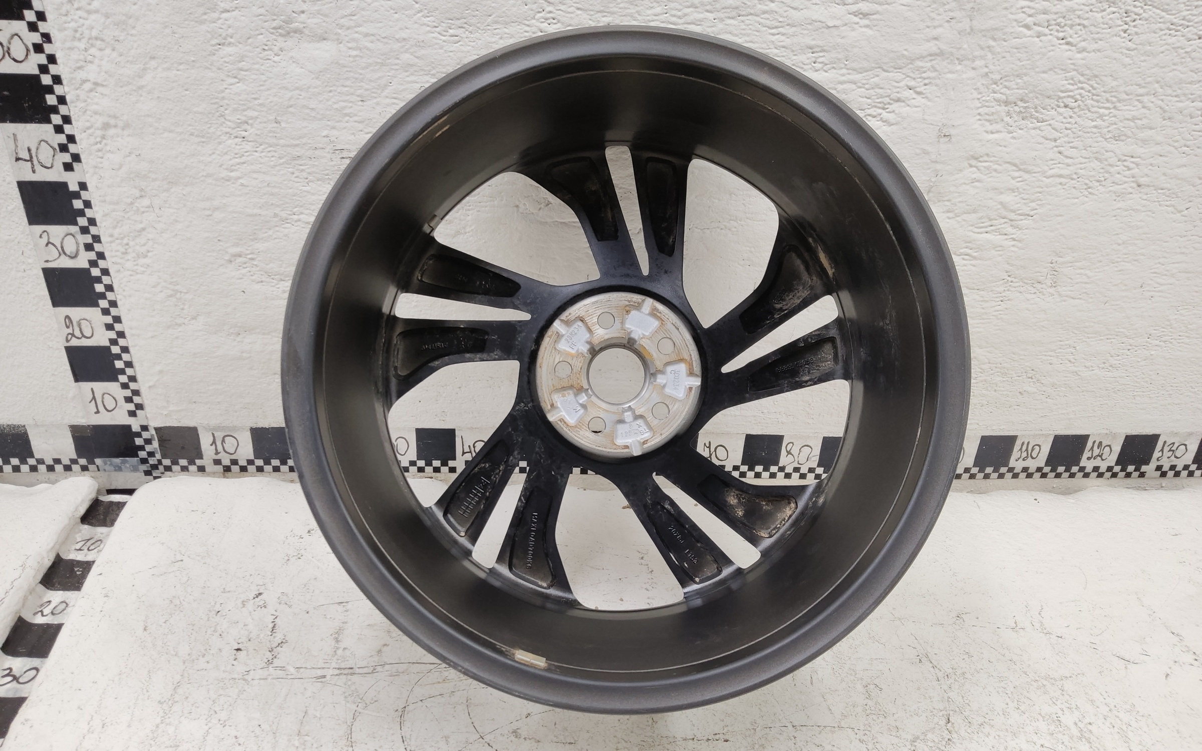 Диск колеса литой Geely Monjaro R20