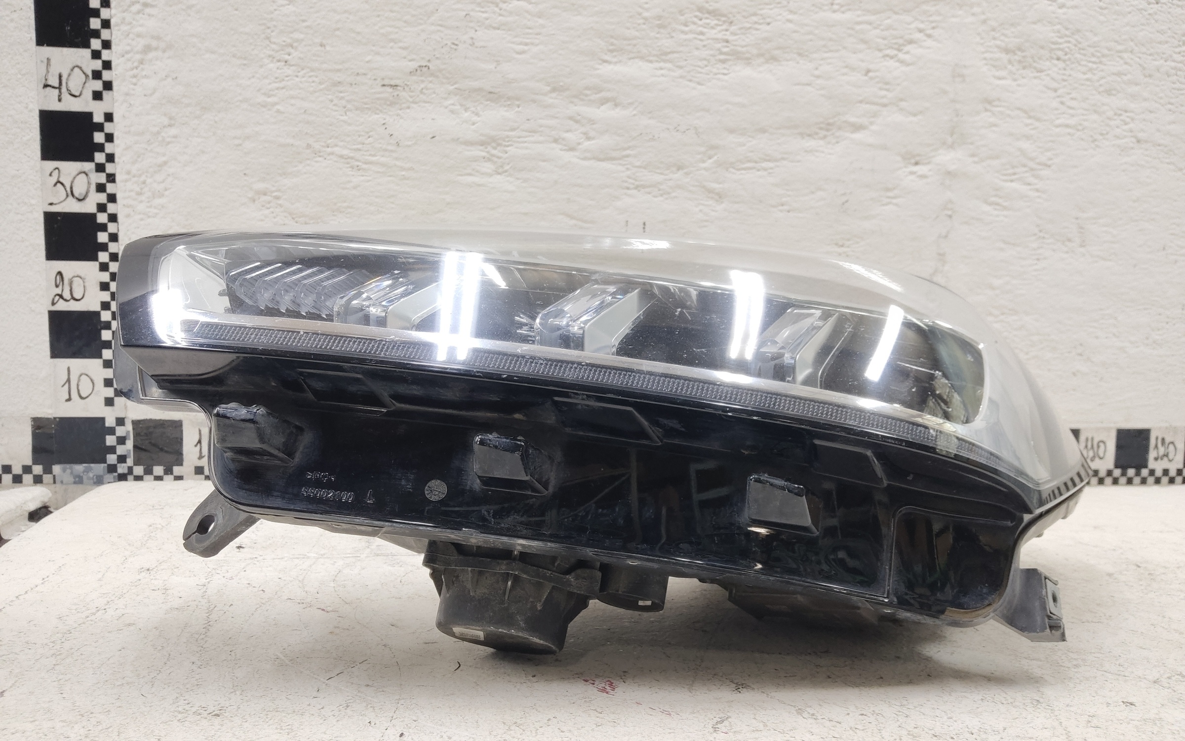 Фара передняя левая Chery Tiggo 8 LED