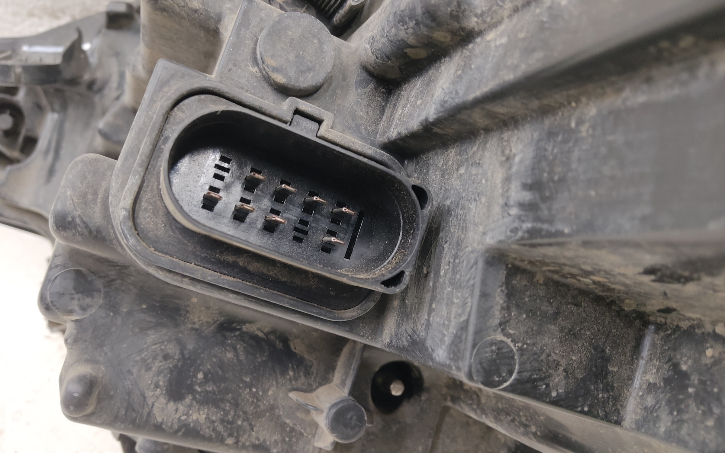 Фара передняя правая Chery Tiggo 8 LED