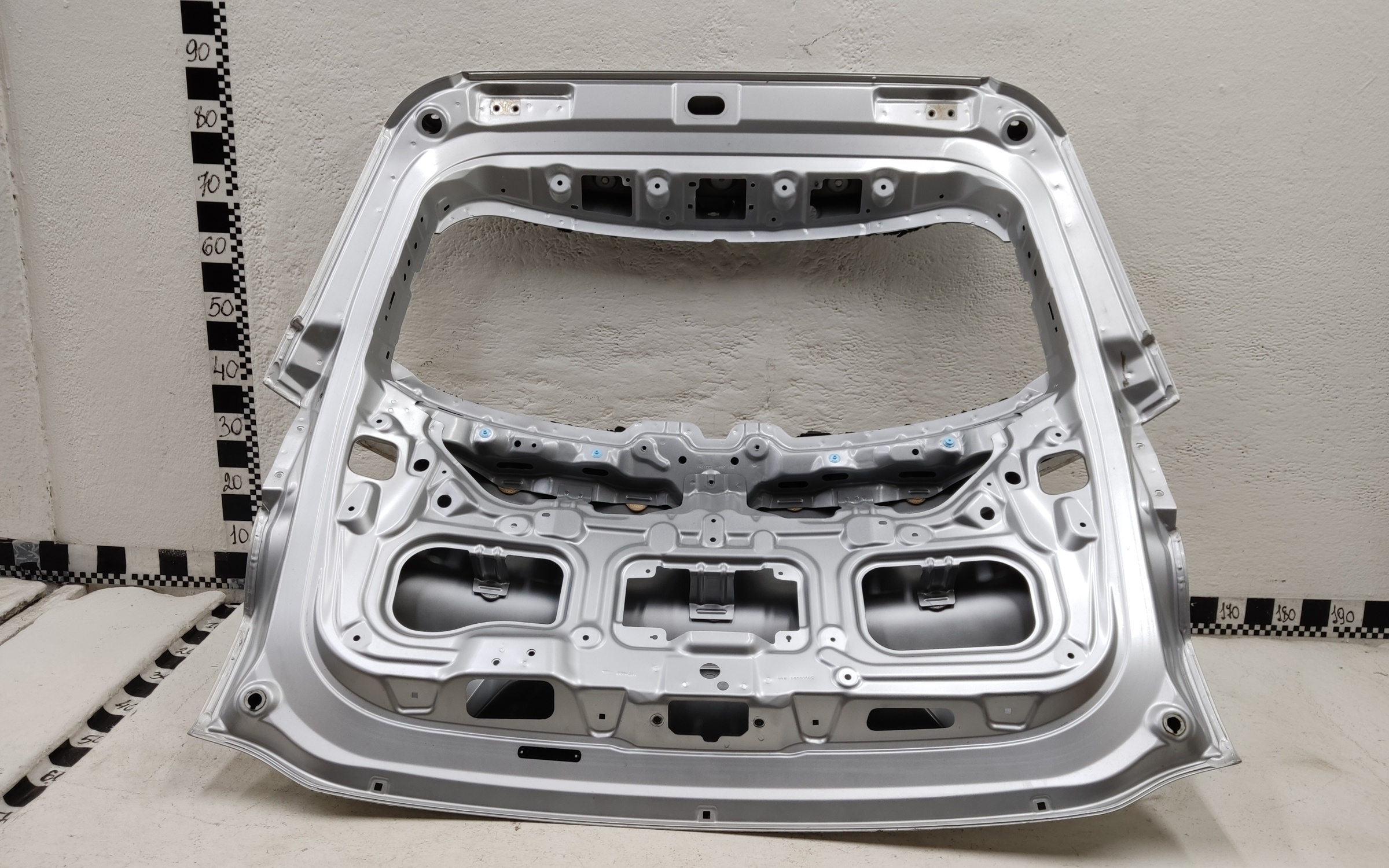 Крышка багажника Chery Tiggo 4 Restail