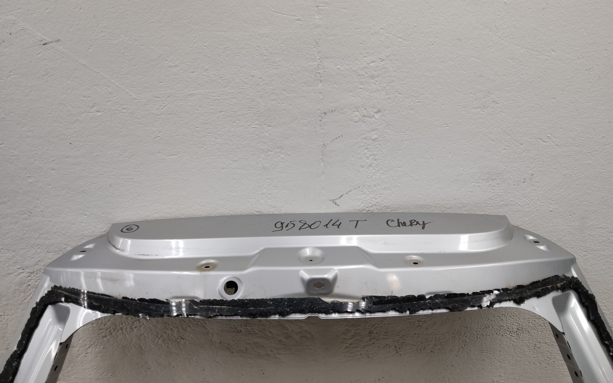Крышка багажника Chery Tiggo 4 Restail