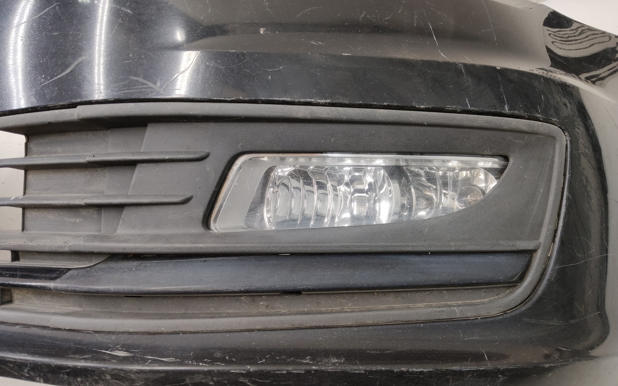 Бампер передний Volkswagen Polo 5 Sedan Restail